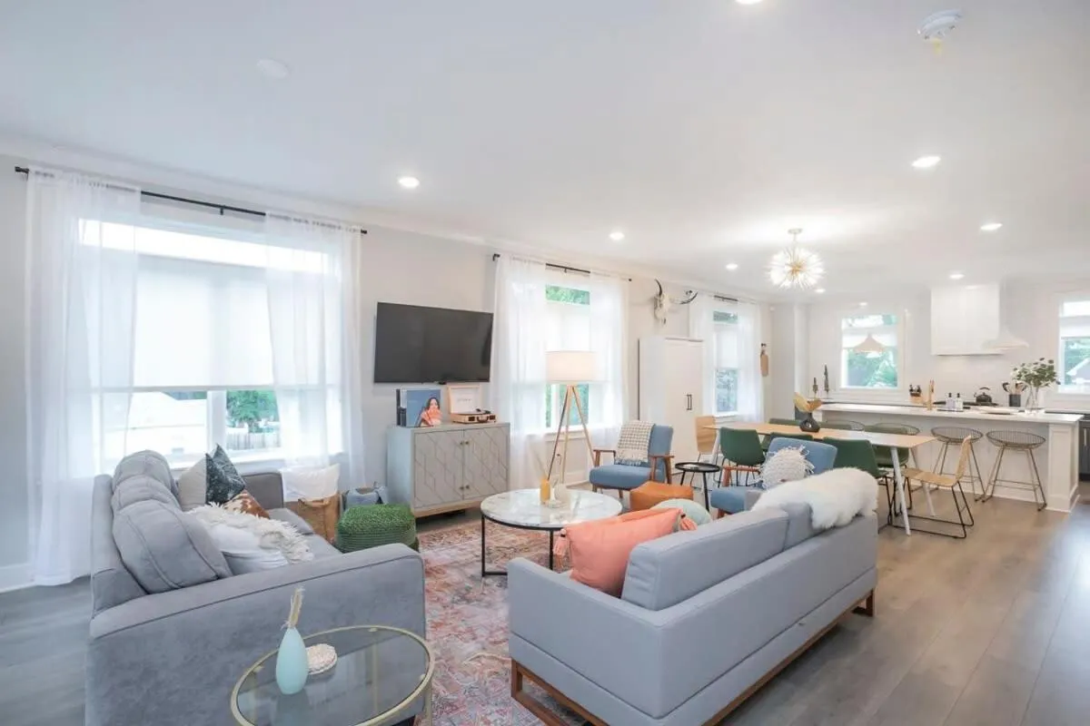 3 King Beds in Hip East Nash Home 1 Mile to DWNTN