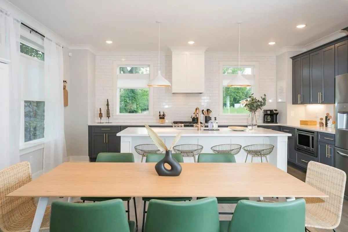 3 King Beds in Hip East Nash Home 1 Mile to DWNTN