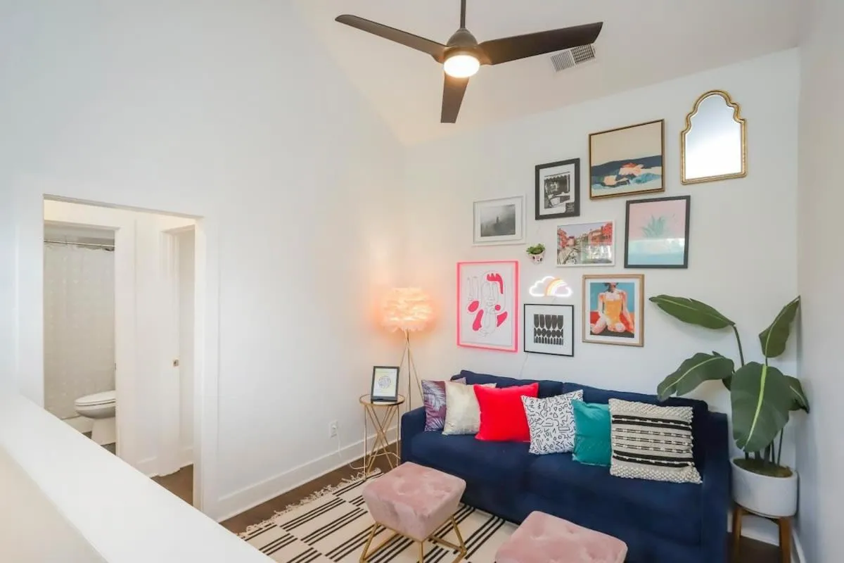 Bed in Stylish Home for 12 8th Ave South 6 Beds