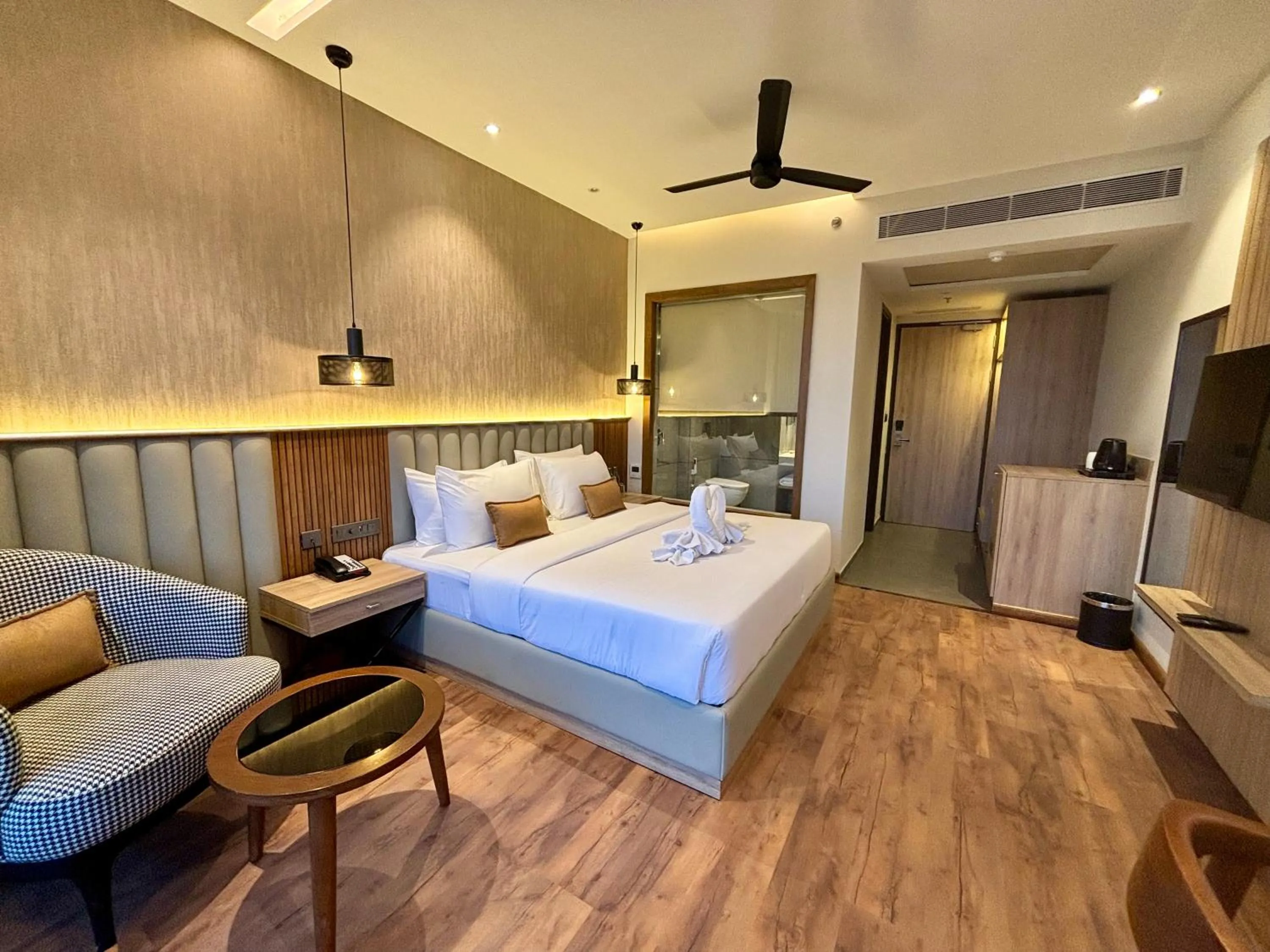 Bedroom, Bed in ARNISA Kasauli - A Boutique Hotel