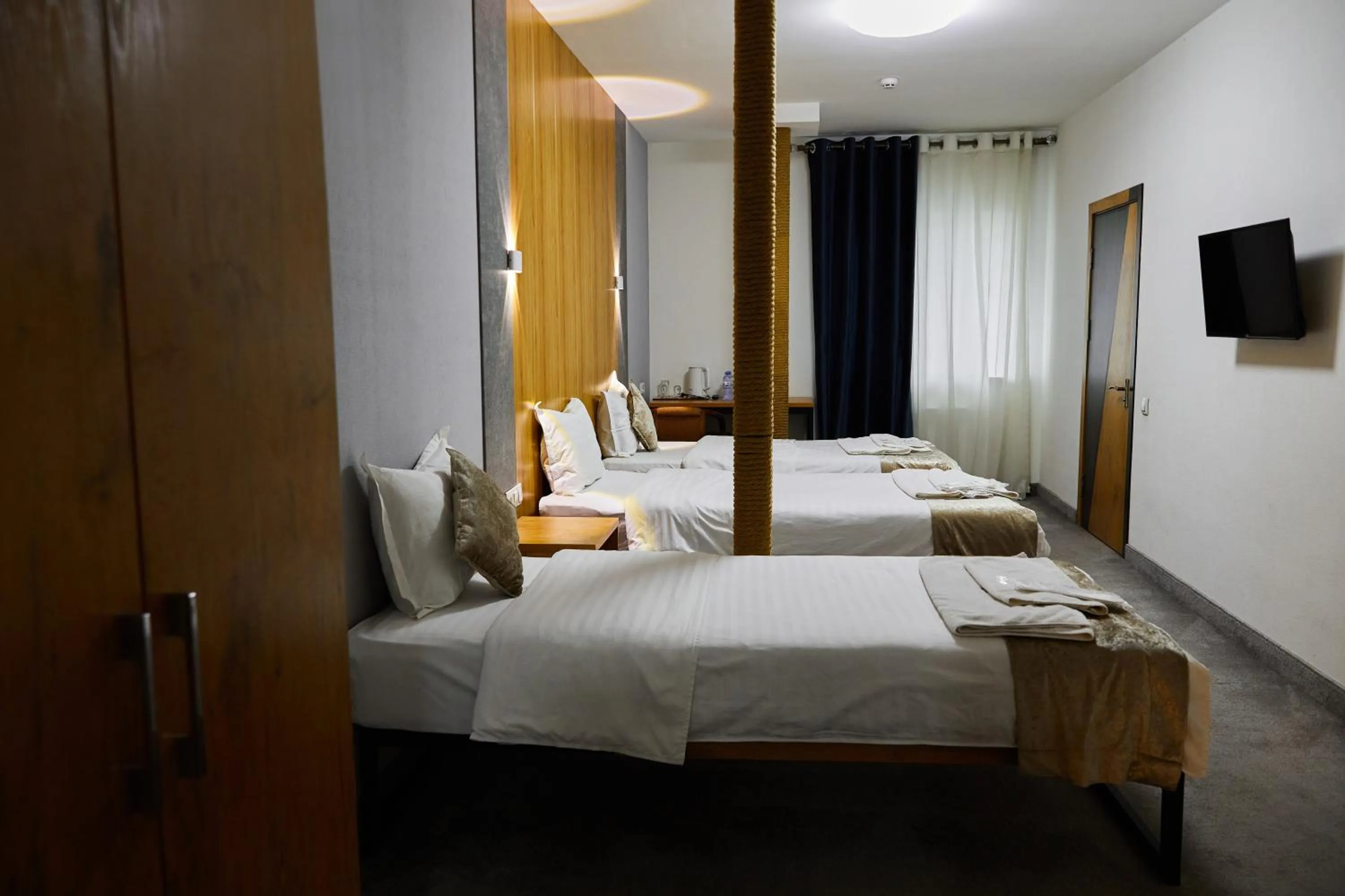 Photo of the whole room, Bed in Art Plaza Hotel