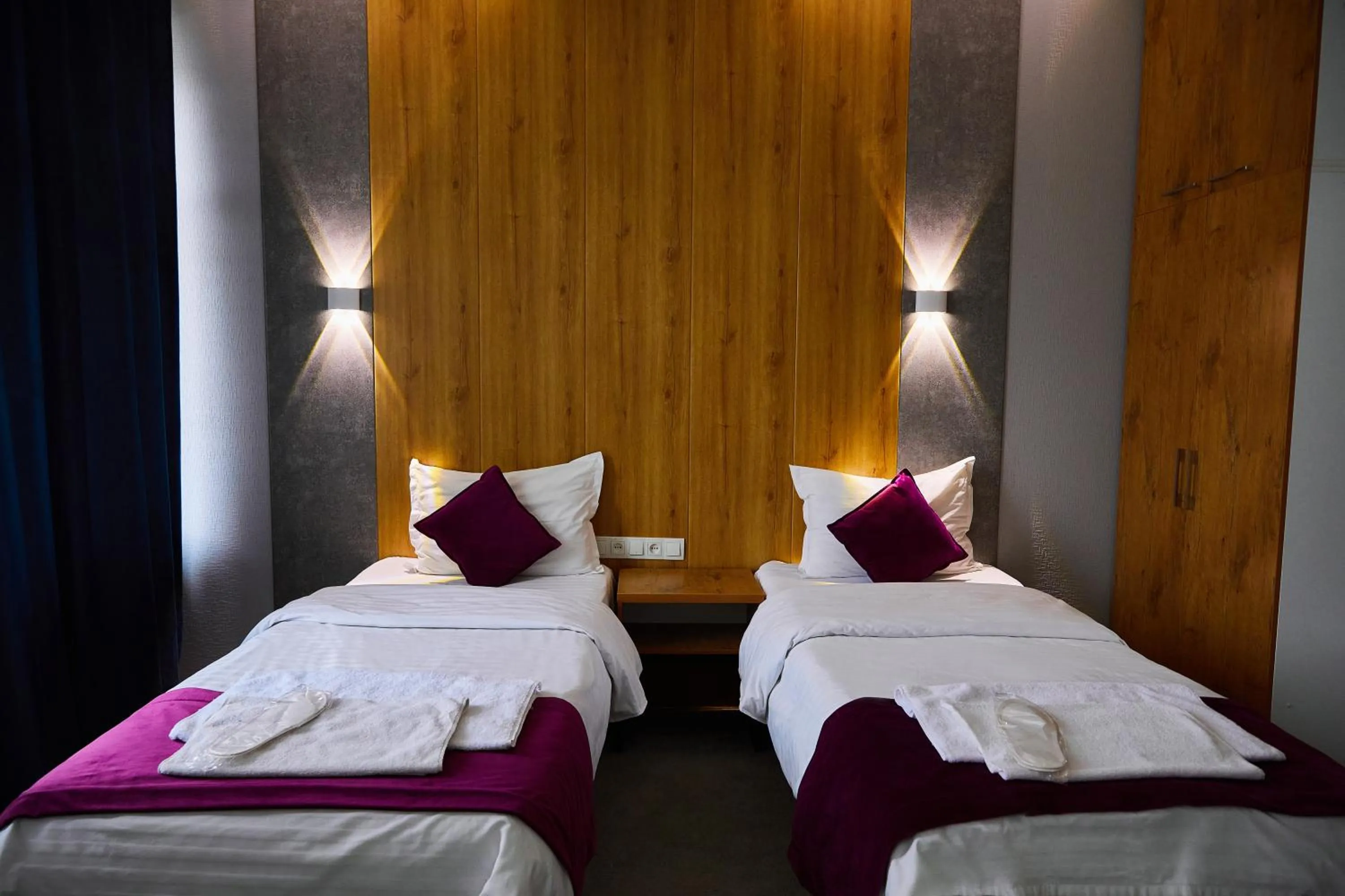 Photo of the whole room, Bed in Art Plaza Hotel