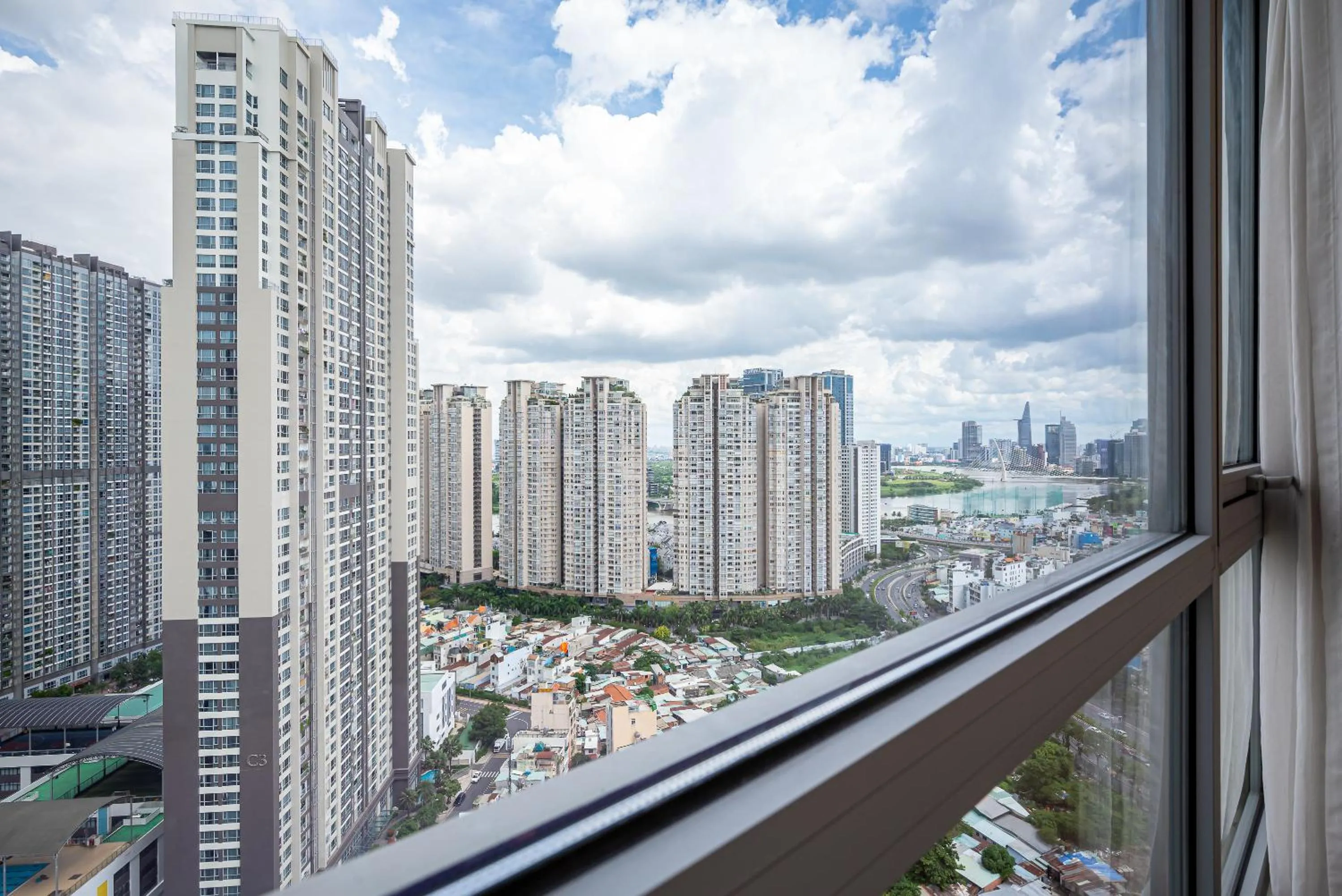 Balcony/Terrace in CeLaVie Serviced Apartment - The Vinhomes and Landmark