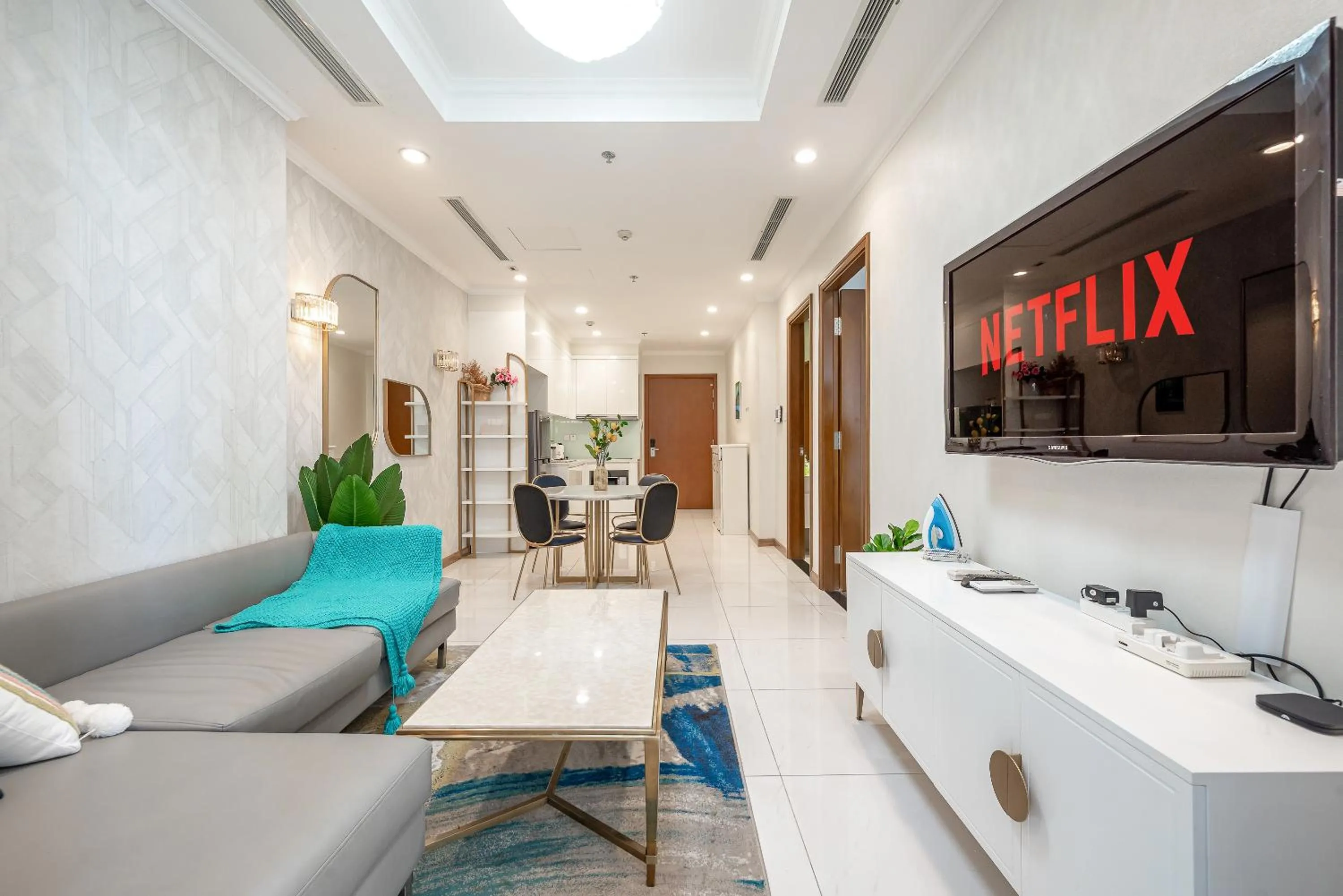 TV and multimedia in CeLaVie Serviced Apartment - The Vinhomes and Landmark