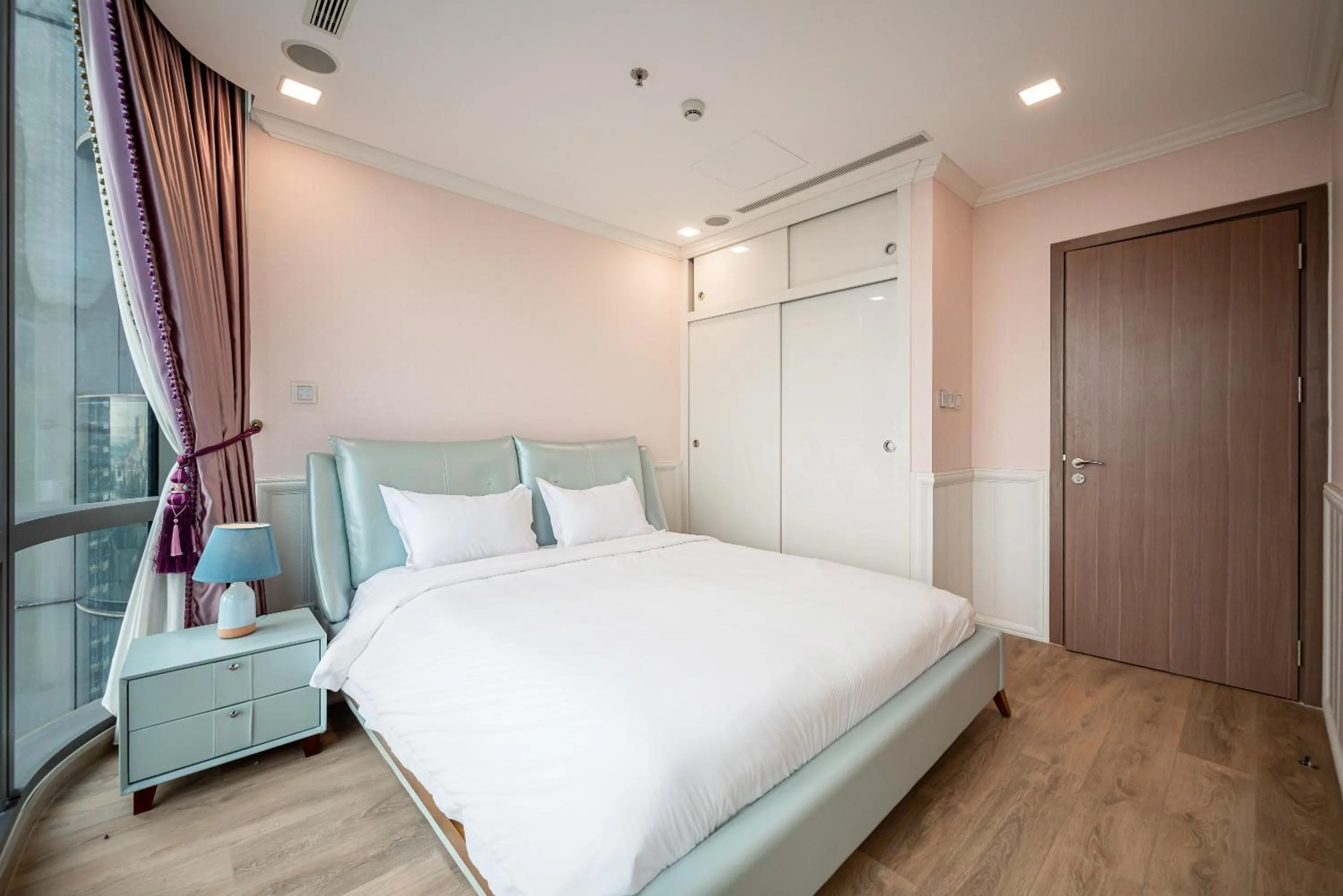 Photo of the whole room, Bed in CeLaVie Serviced Apartment - The Vinhomes and Landmark