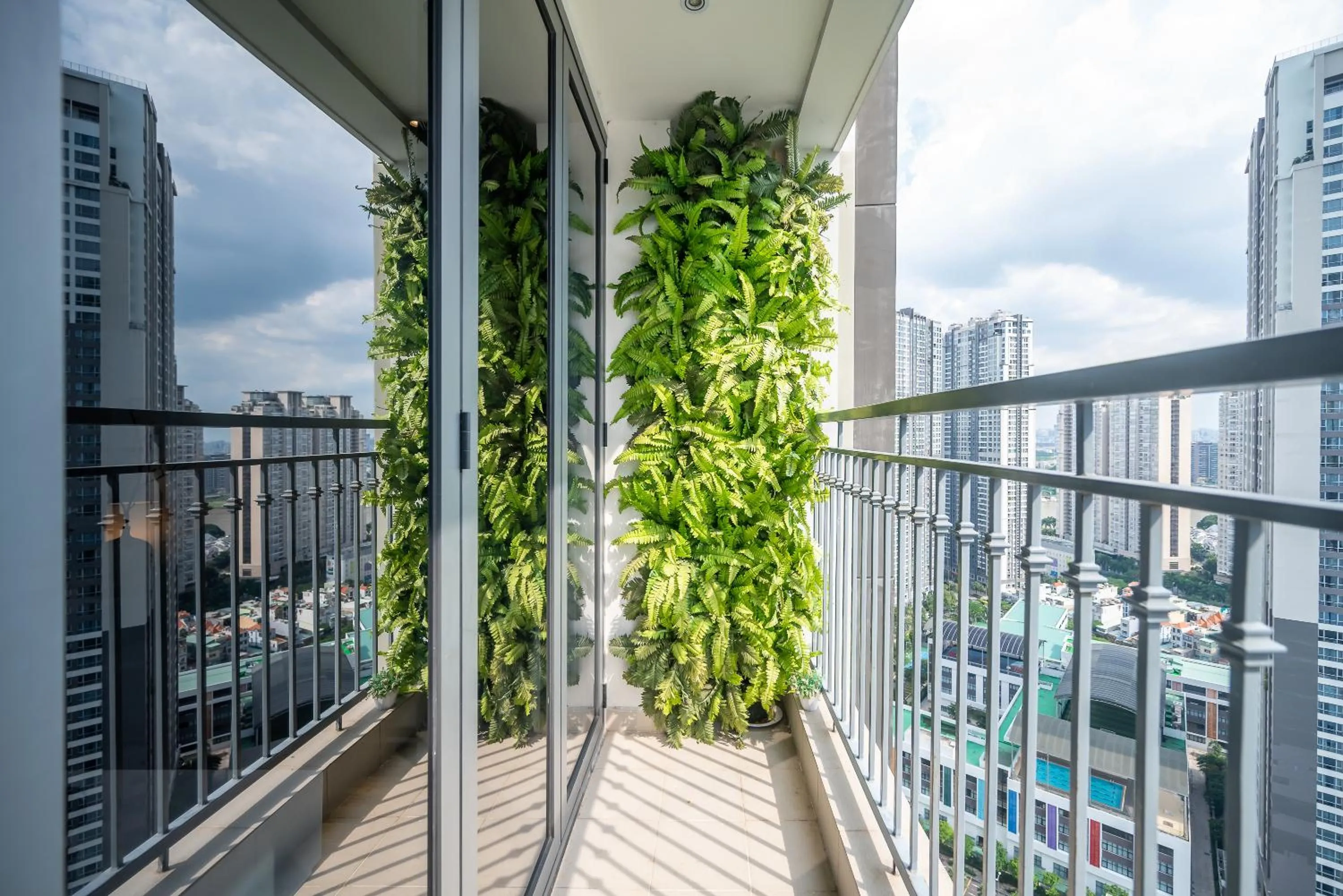 Balcony/Terrace in CeLaVie Serviced Apartment - The Vinhomes and Landmark