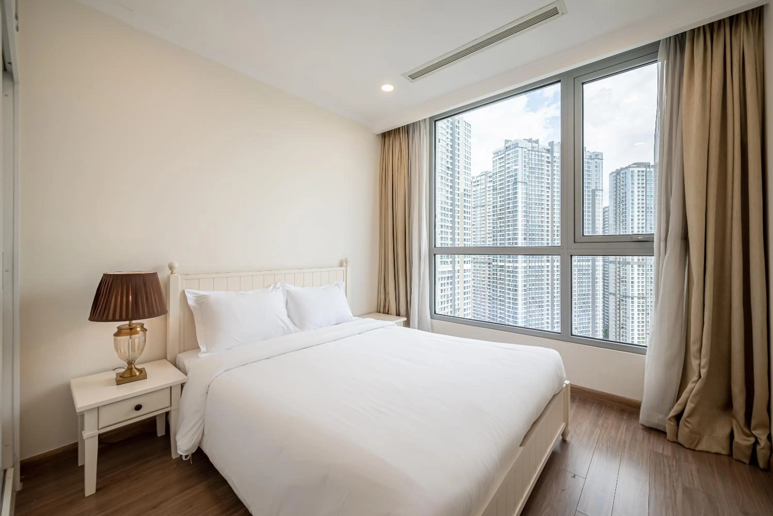 Photo of the whole room, Bed in CeLaVie Serviced Apartment - The Vinhomes and Landmark