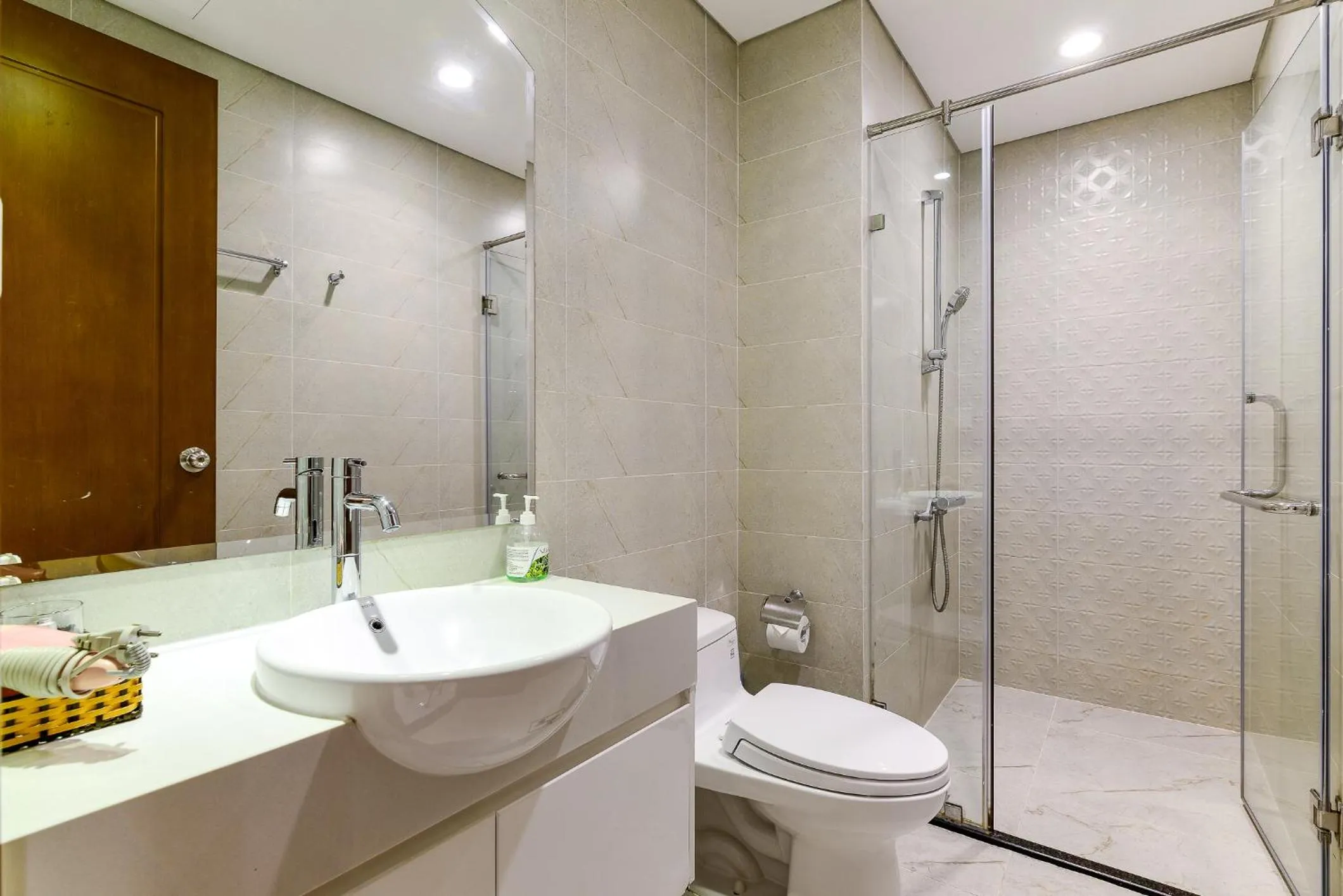 Shower in CeLaVie Serviced Apartment - The Vinhomes and Landmark