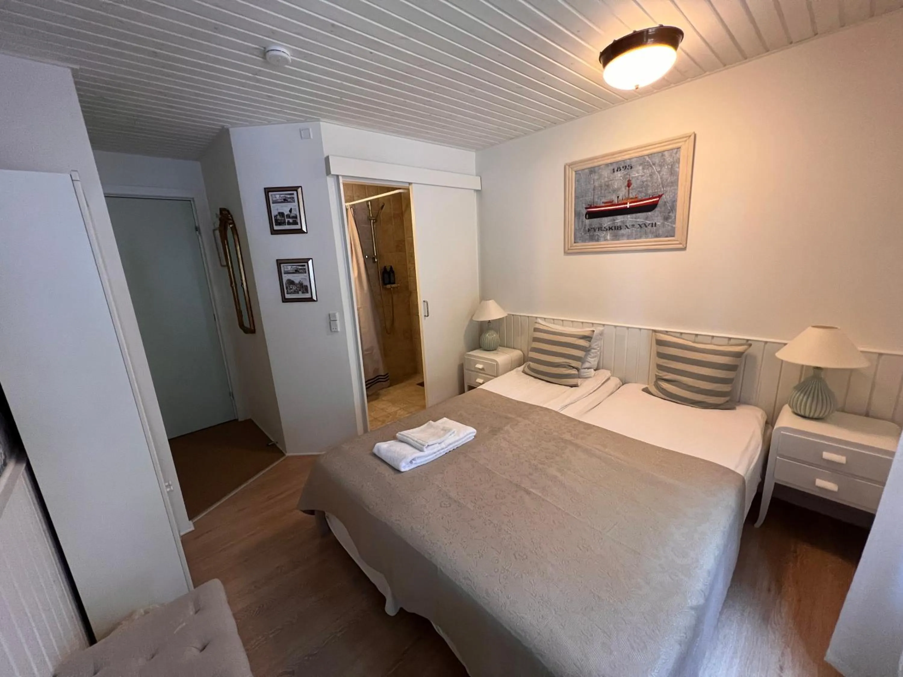 Property building, Bed in Hotel Villa Brinkly