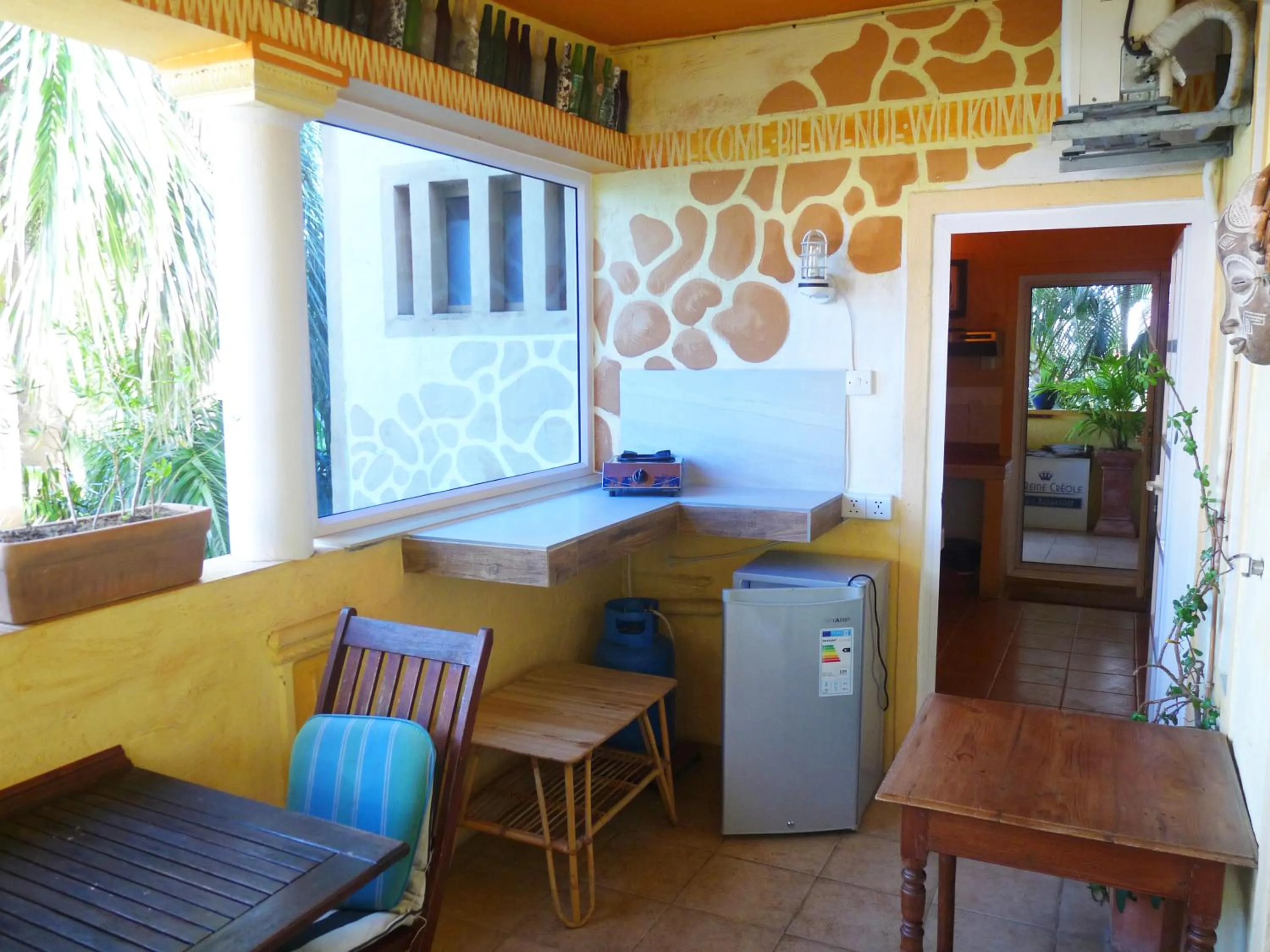 Dining area in La Reine Creole