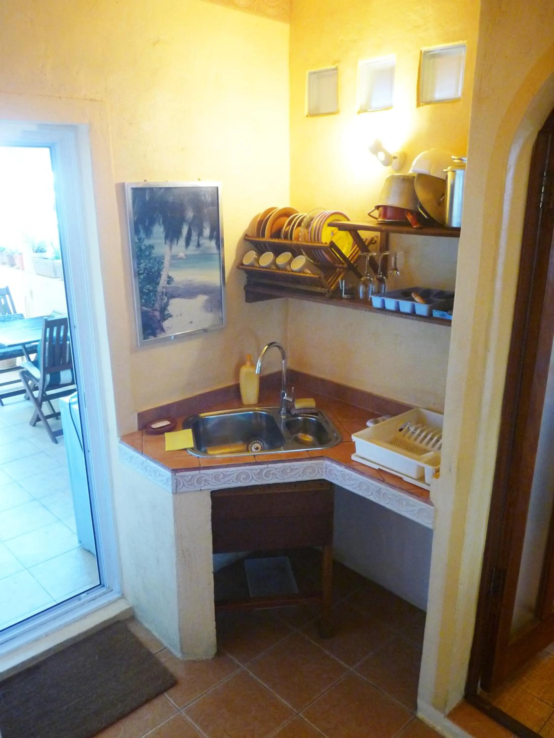Kitchen or kitchenette in La Reine Creole