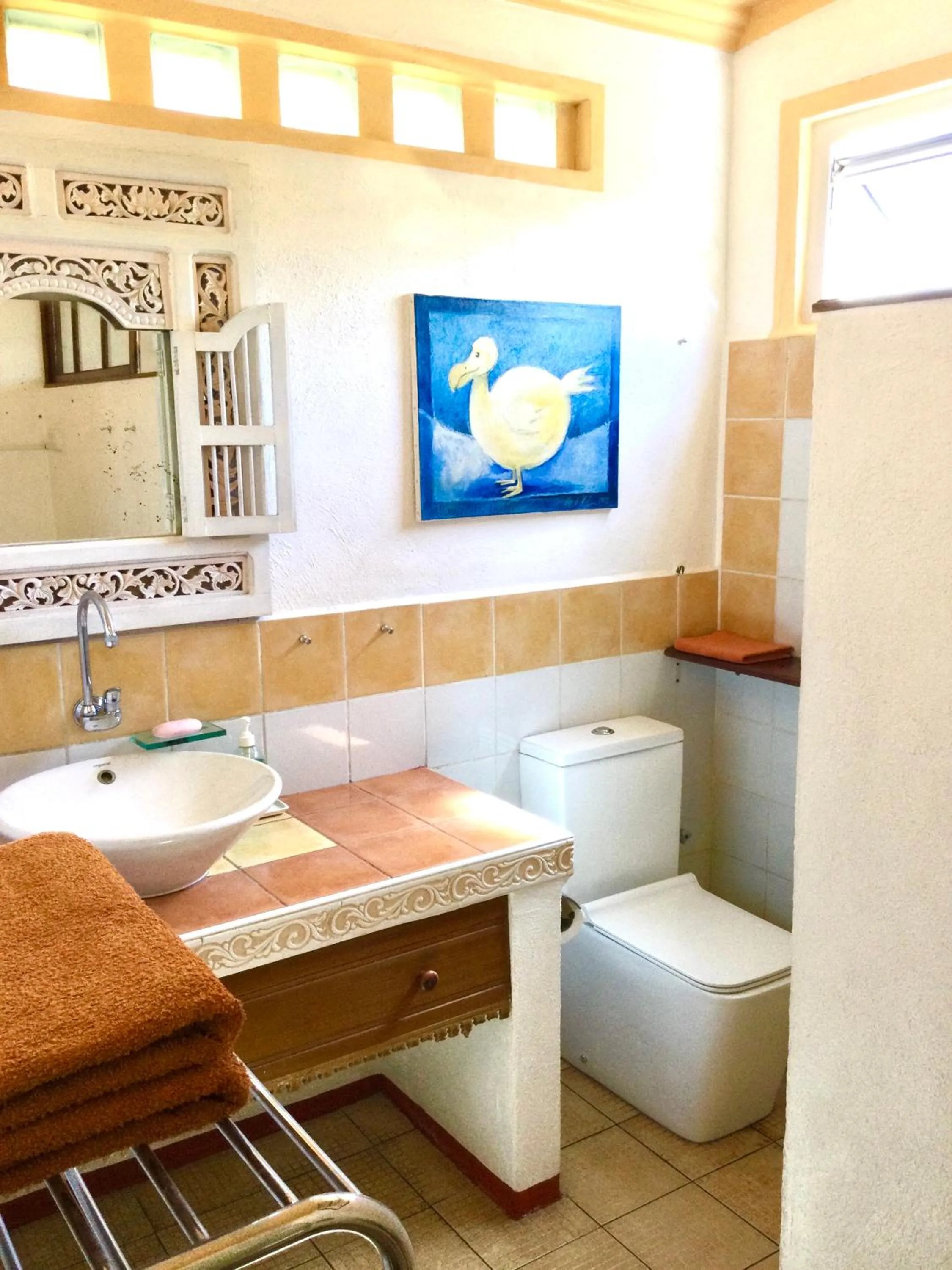 Bathroom in La Reine Creole