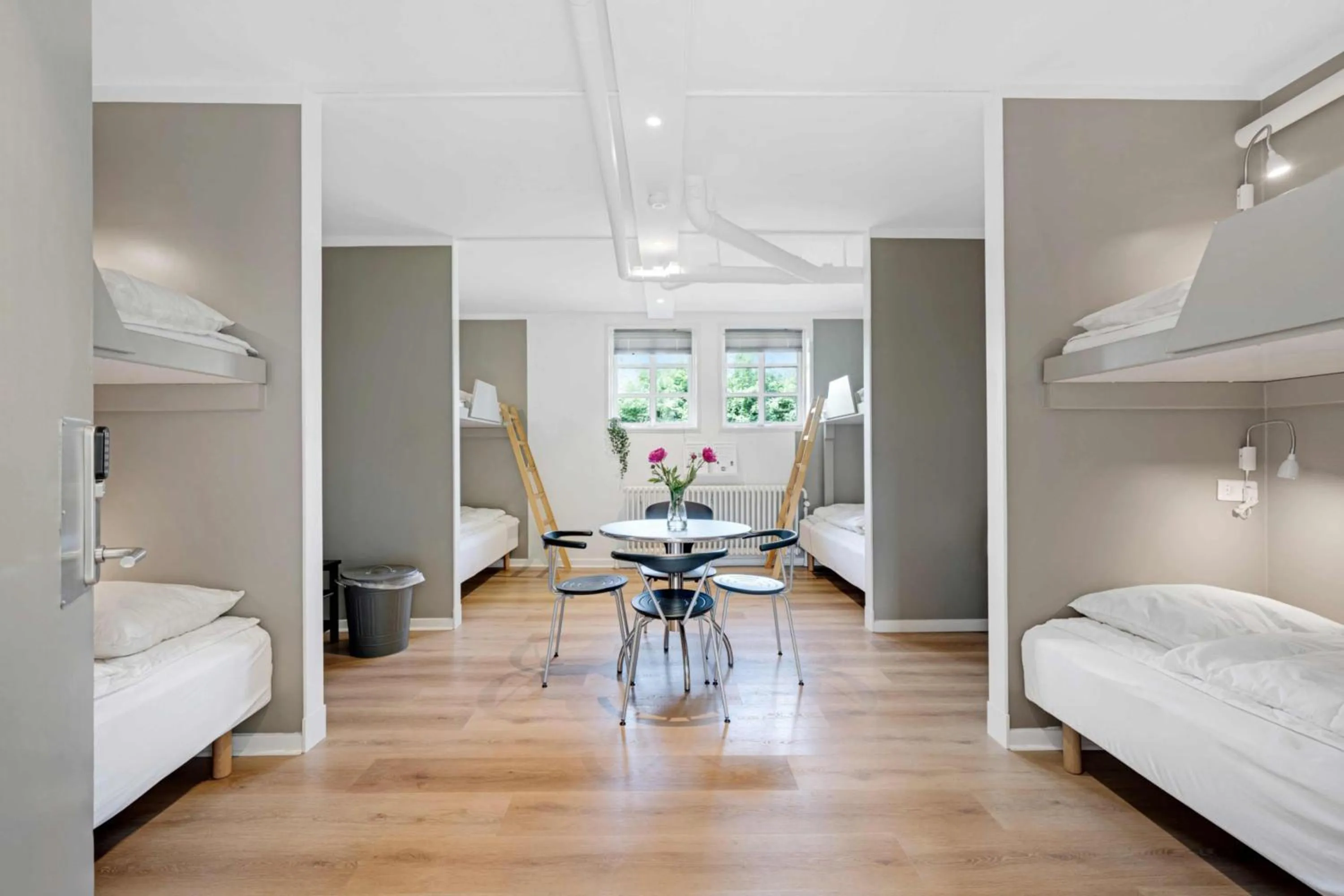 Bedroom, Bed in Kragsbjerggaard Vandrerhjem