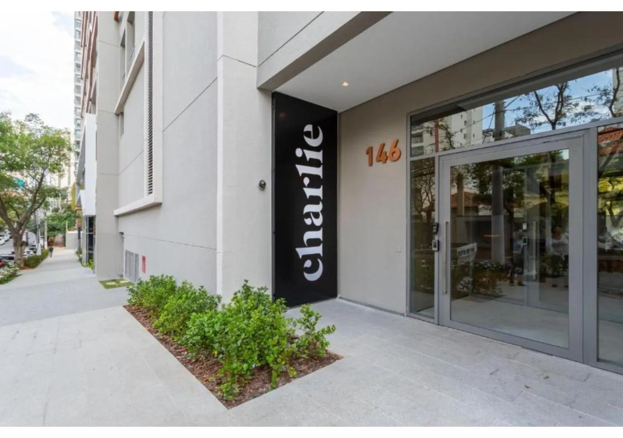 Property building in House of Charlie Paraiso