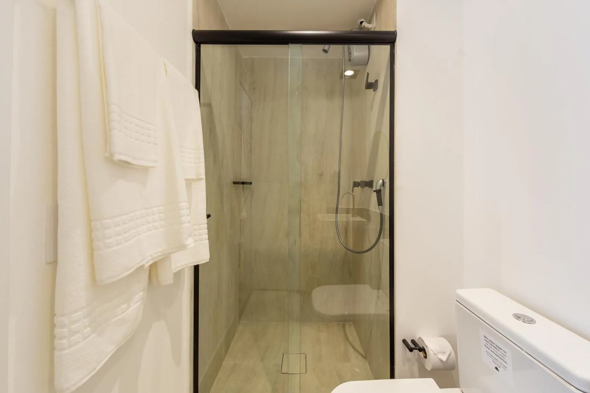 Shower in House of Charlie Paraiso