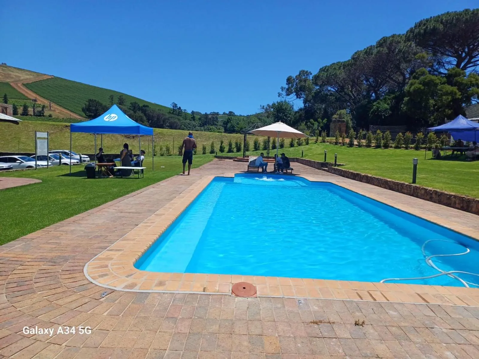 Swimming pool in Ongegund Lodge