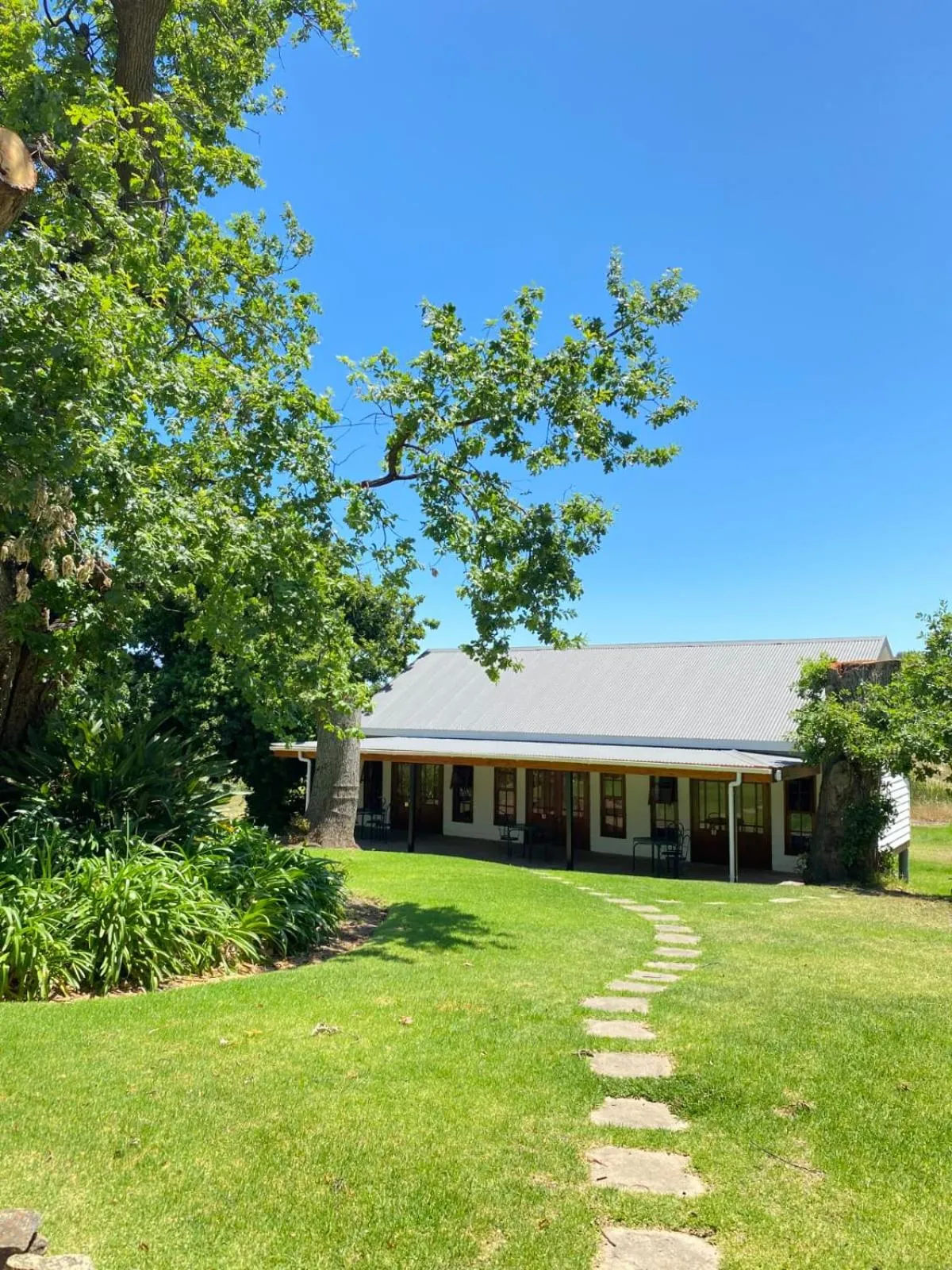Garden in Ongegund Lodge