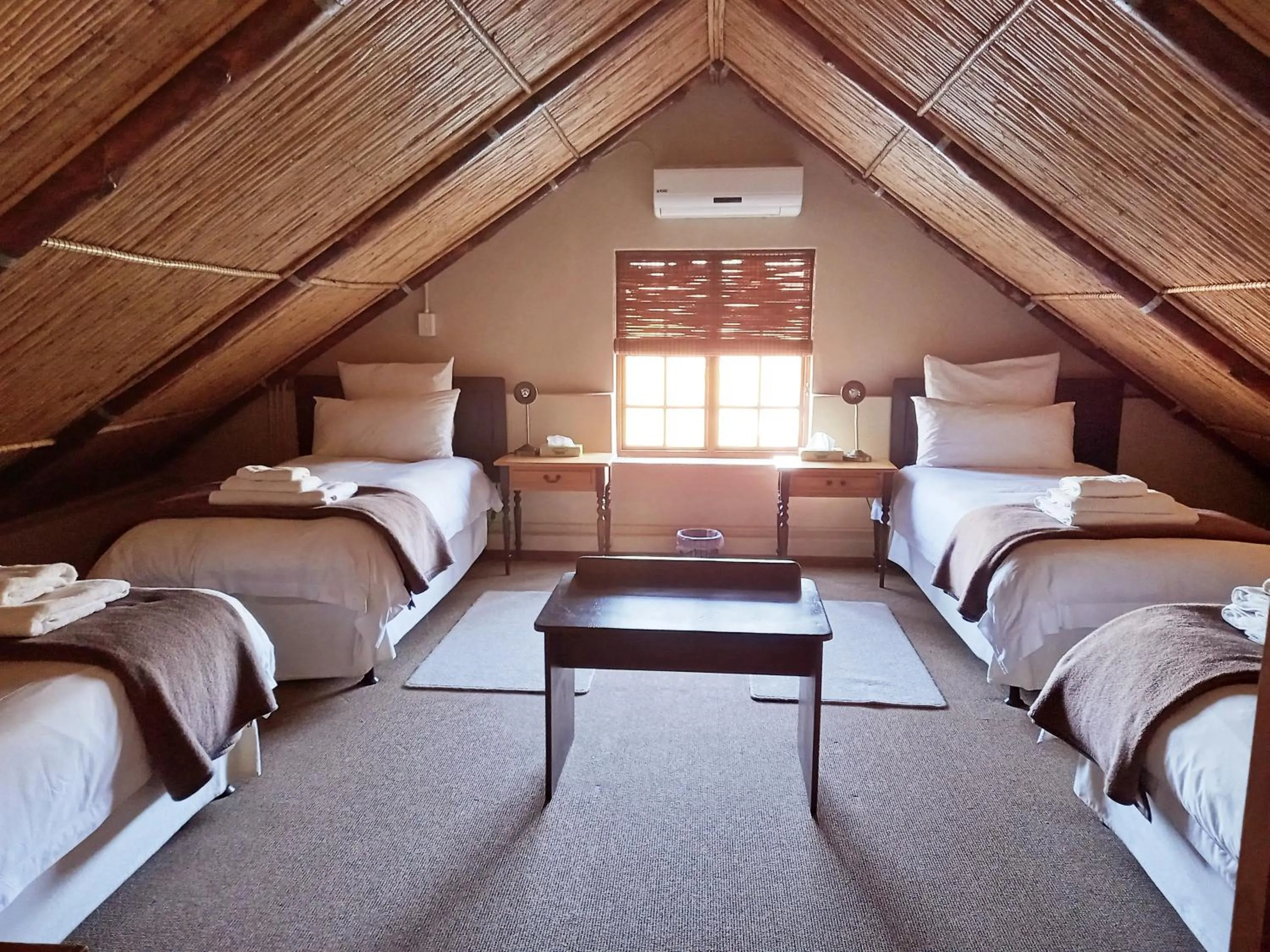 Bedroom, Bed in Ongegund Lodge