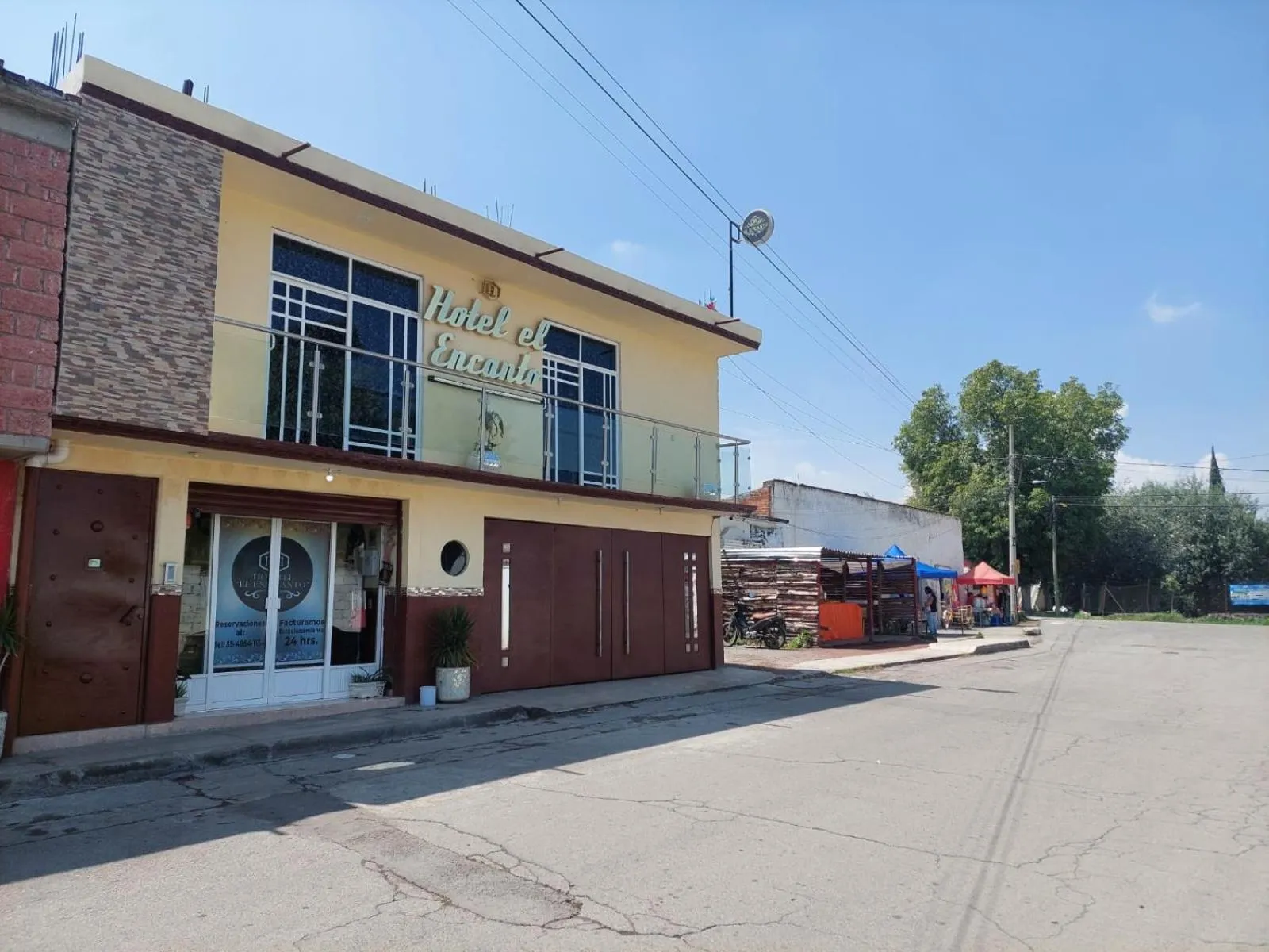Facade/entrance in HOTEL EL ENCANTO
