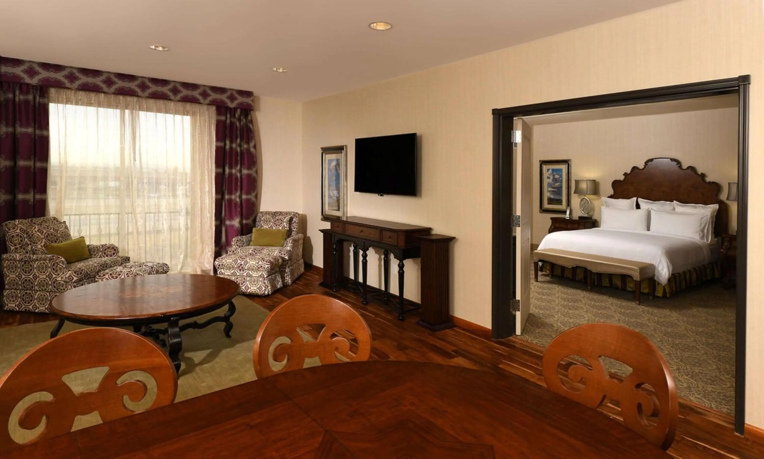 Junior Suite in Woolley's Classic Suites