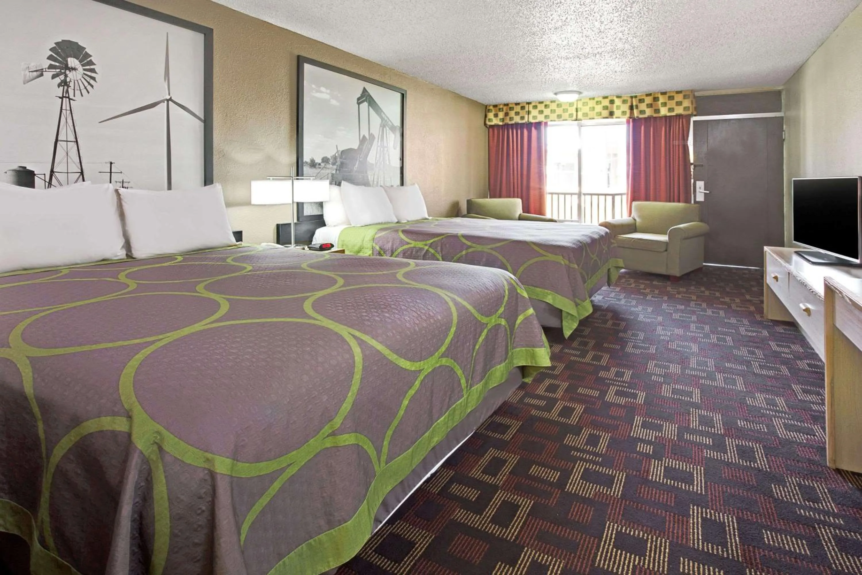 Photo of the whole room in Super 8 by Wyndham Norman