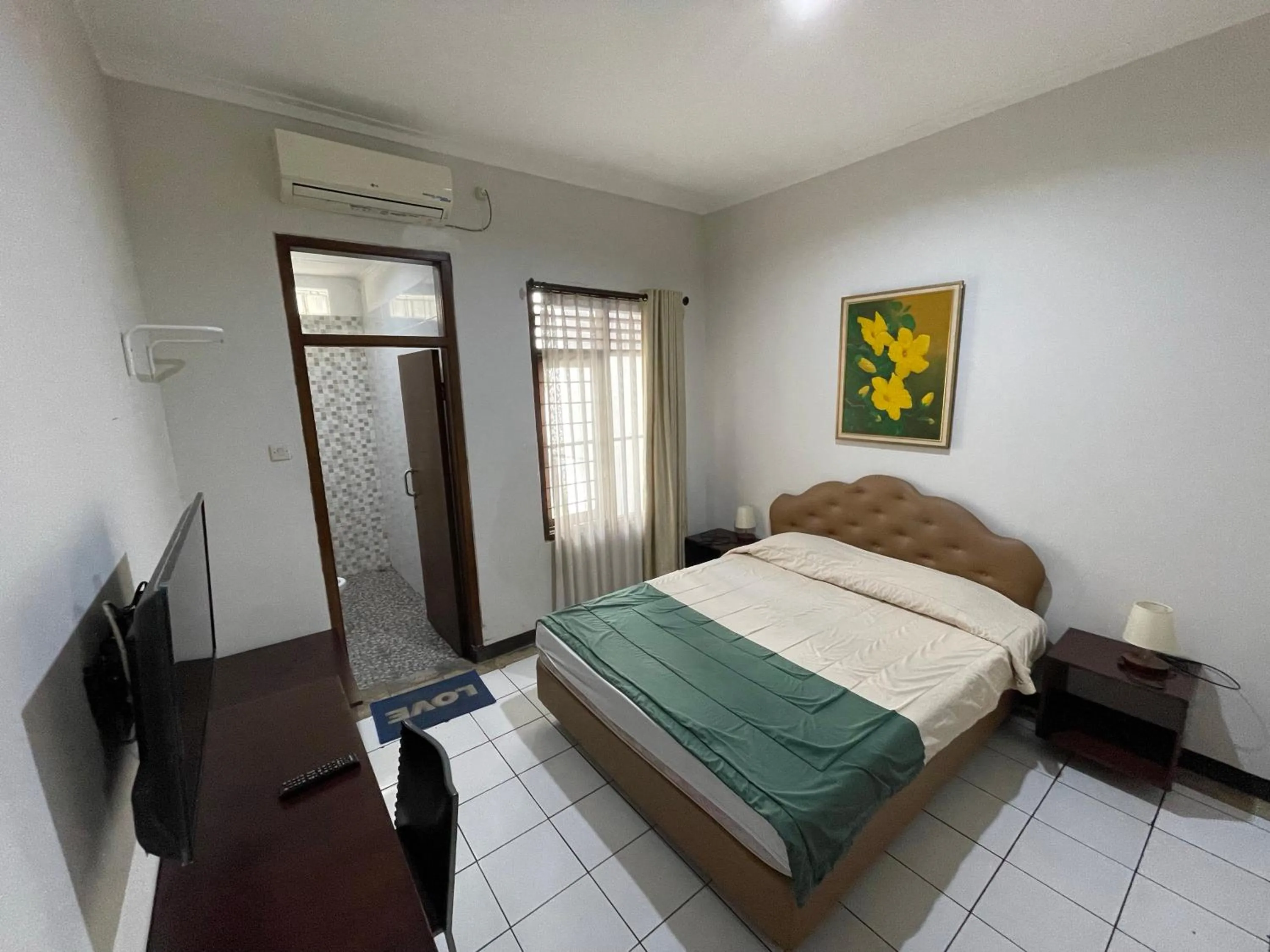 Bedroom in Hotel Gegerkalong Asri