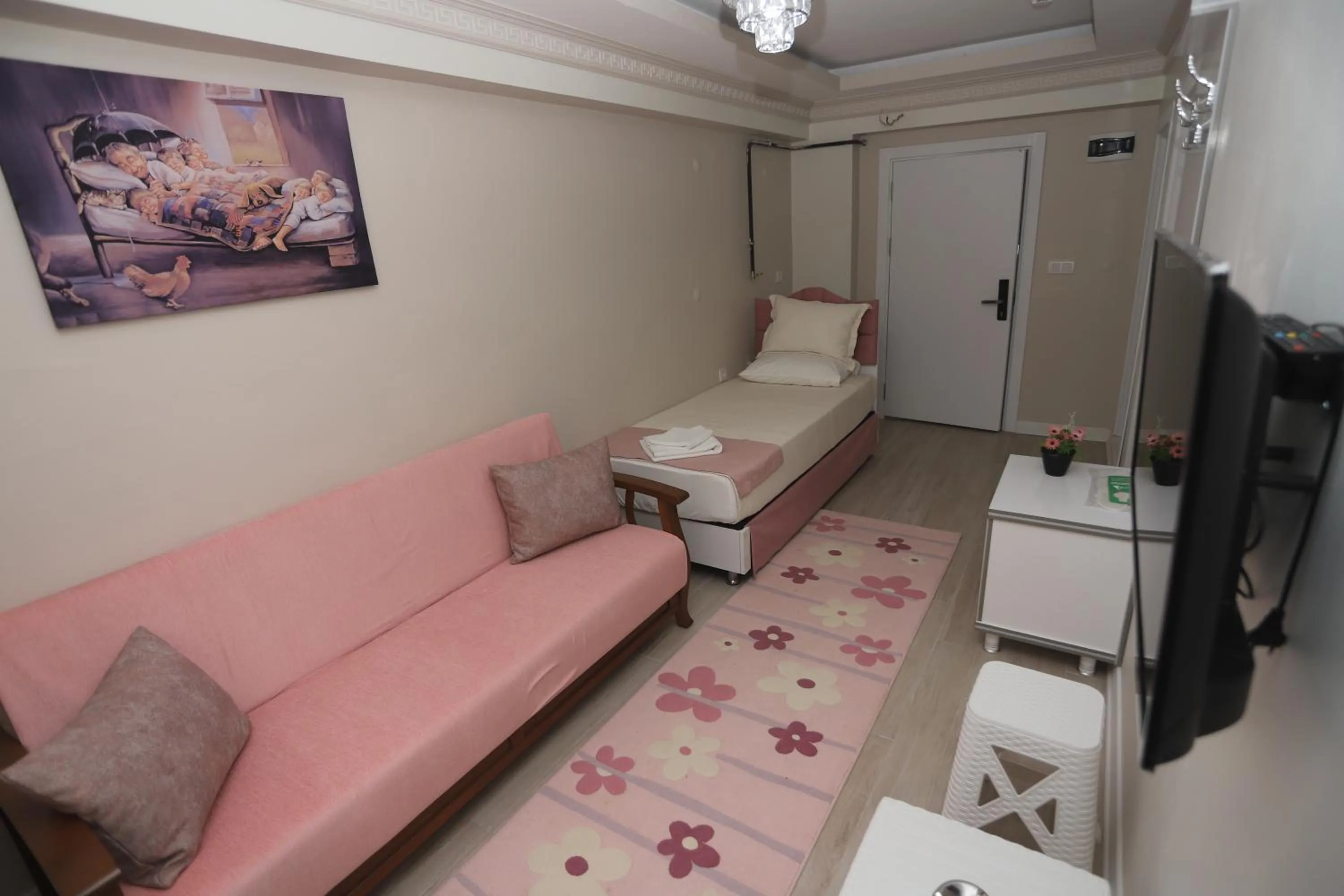 TV and multimedia in Altınkum Otel Karasu