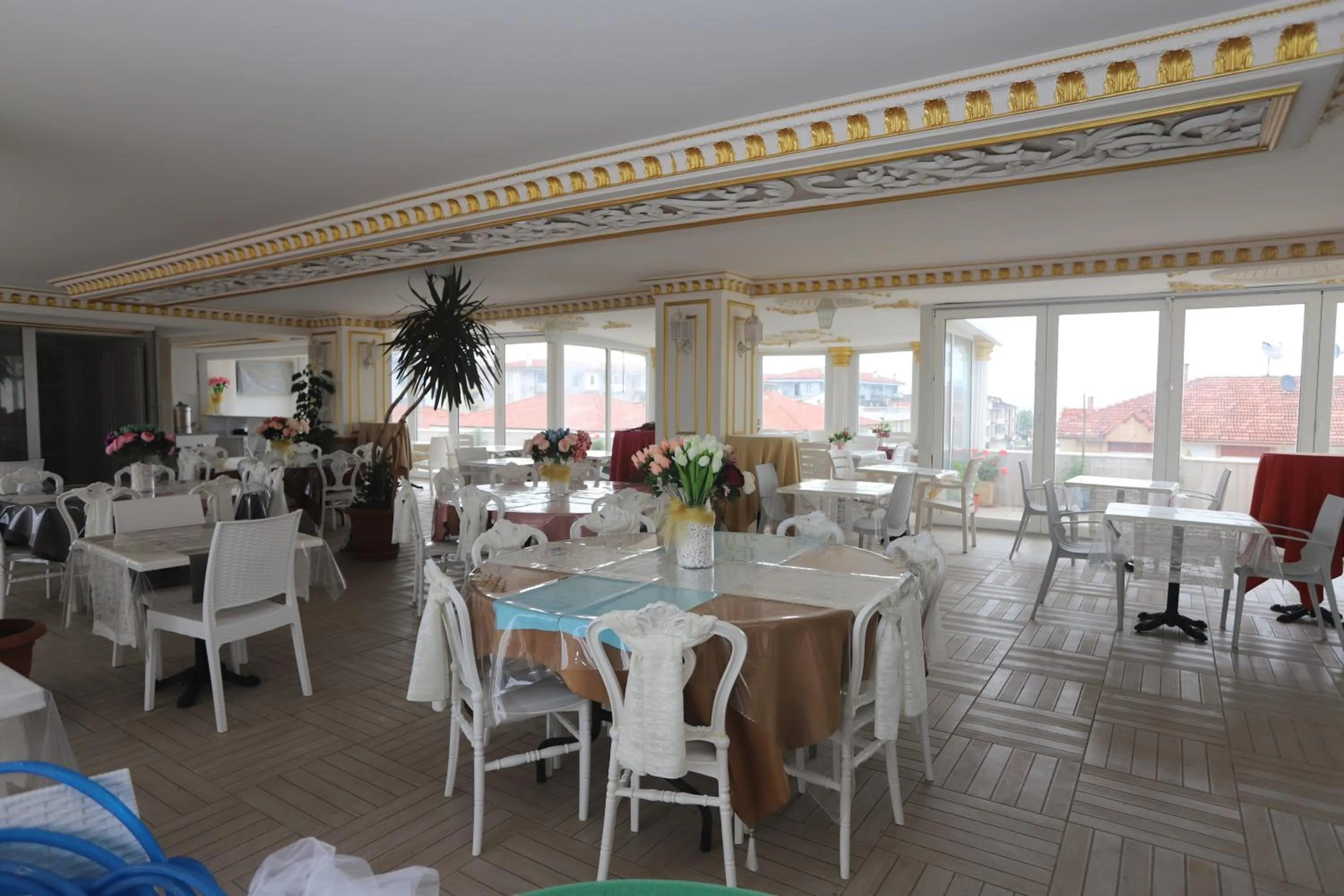 Restaurant/places to eat in Altınkum Otel Karasu