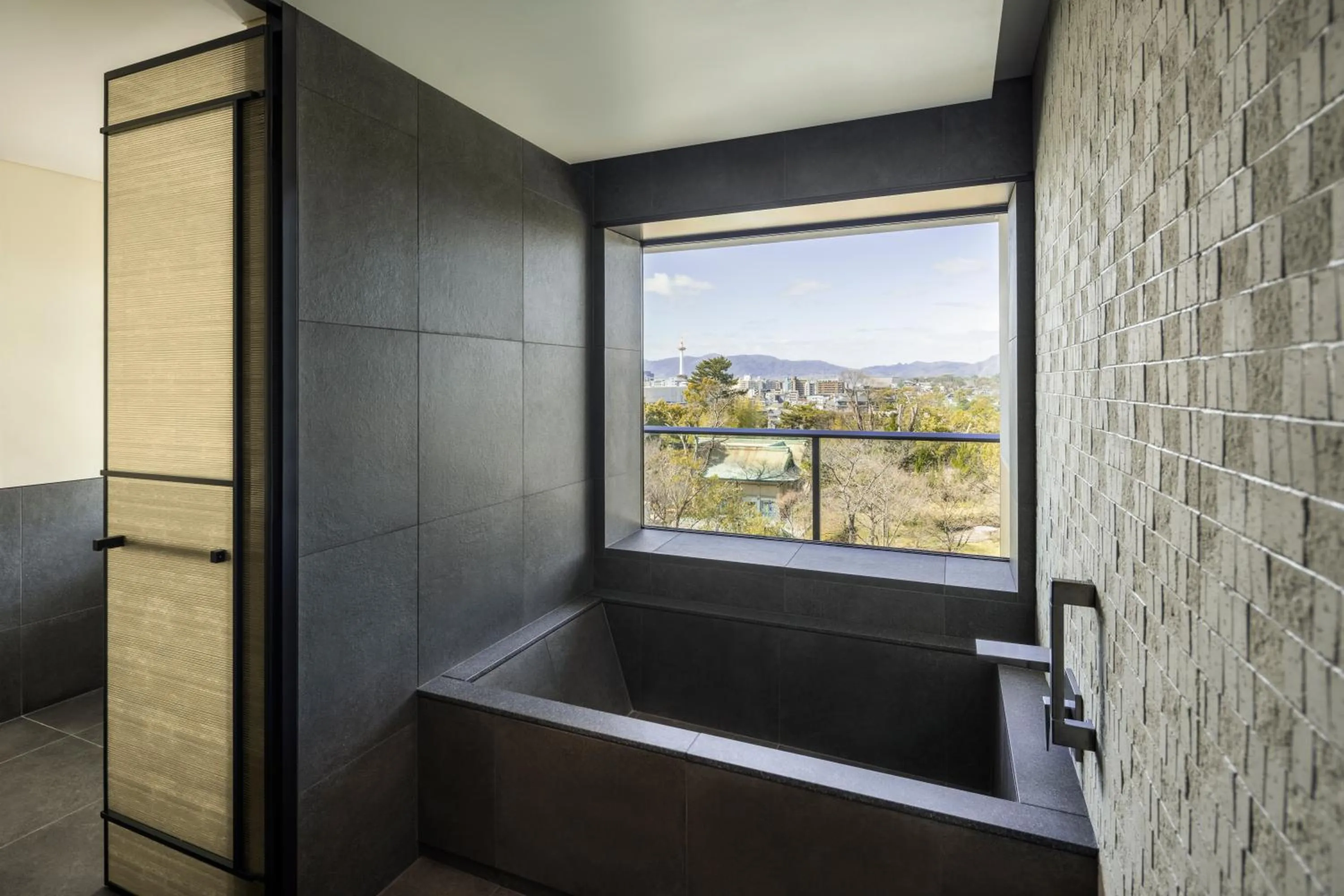 Hot Tub in Six Senses Kyoto