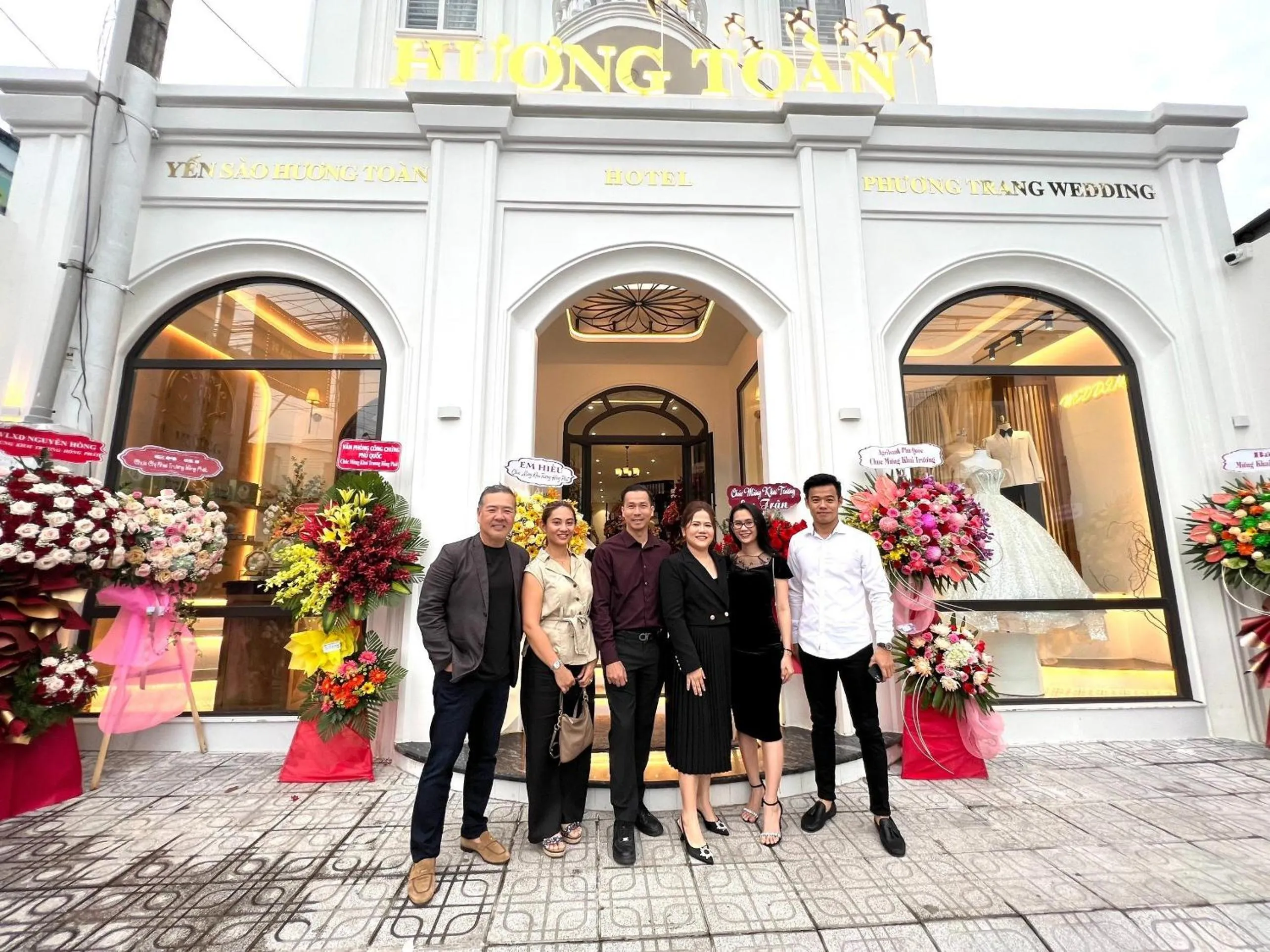 Property building in Hương Toàn 2 Hotel