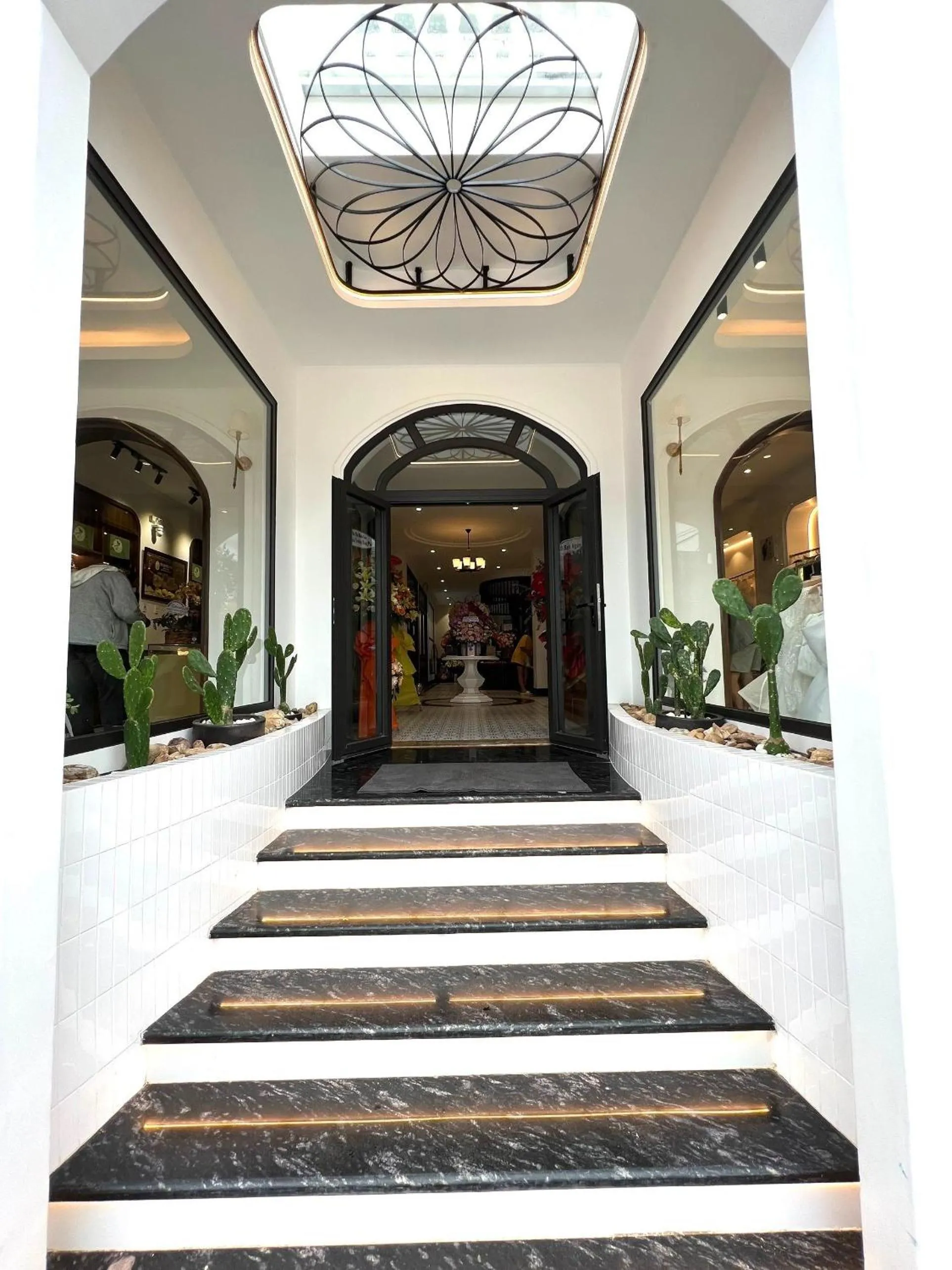 Property building in Hương Toàn 2 Hotel