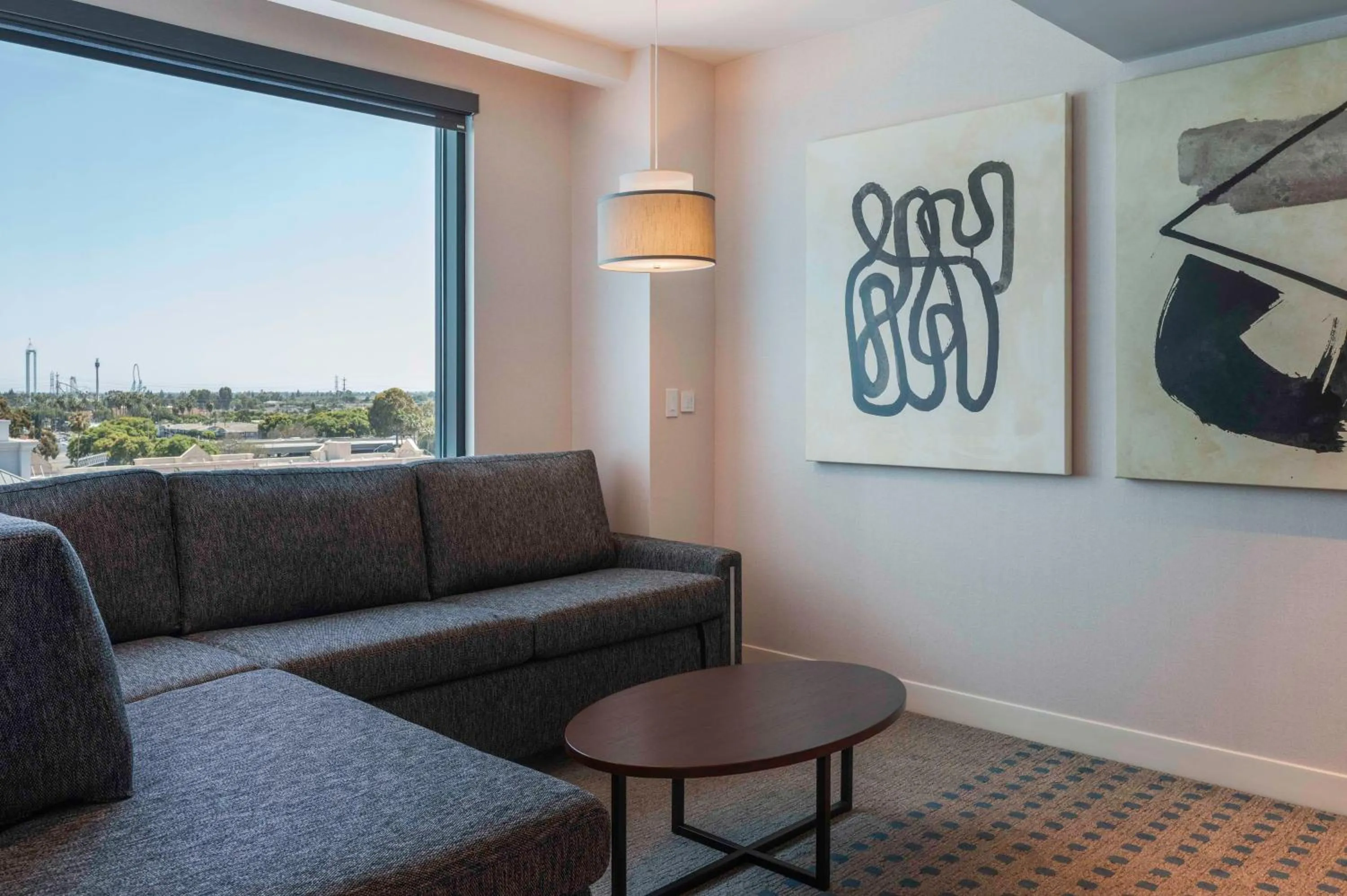 Living room in Hilton Buena Park Anaheim