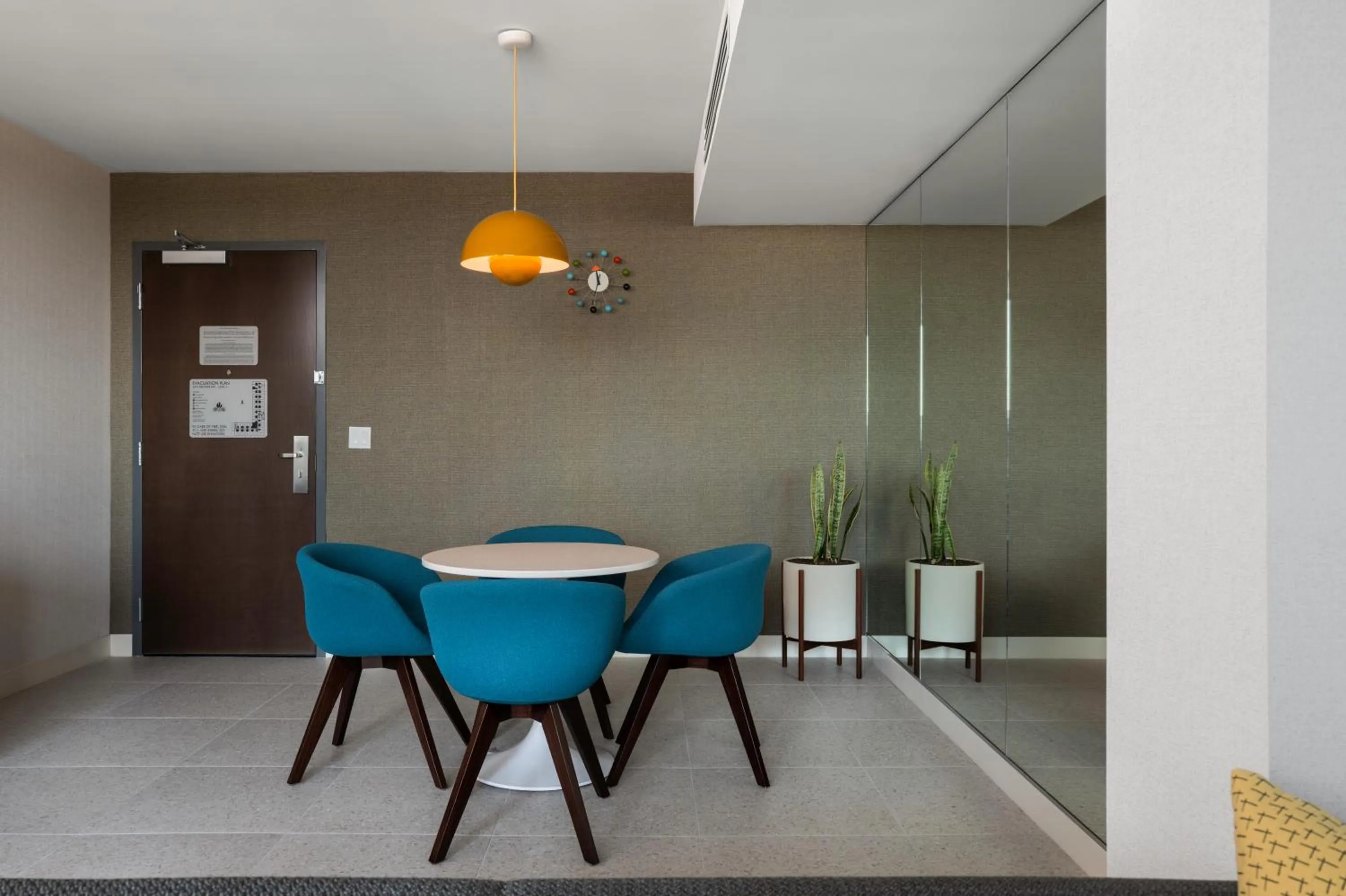 Seating area in Hilton Buena Park Anaheim