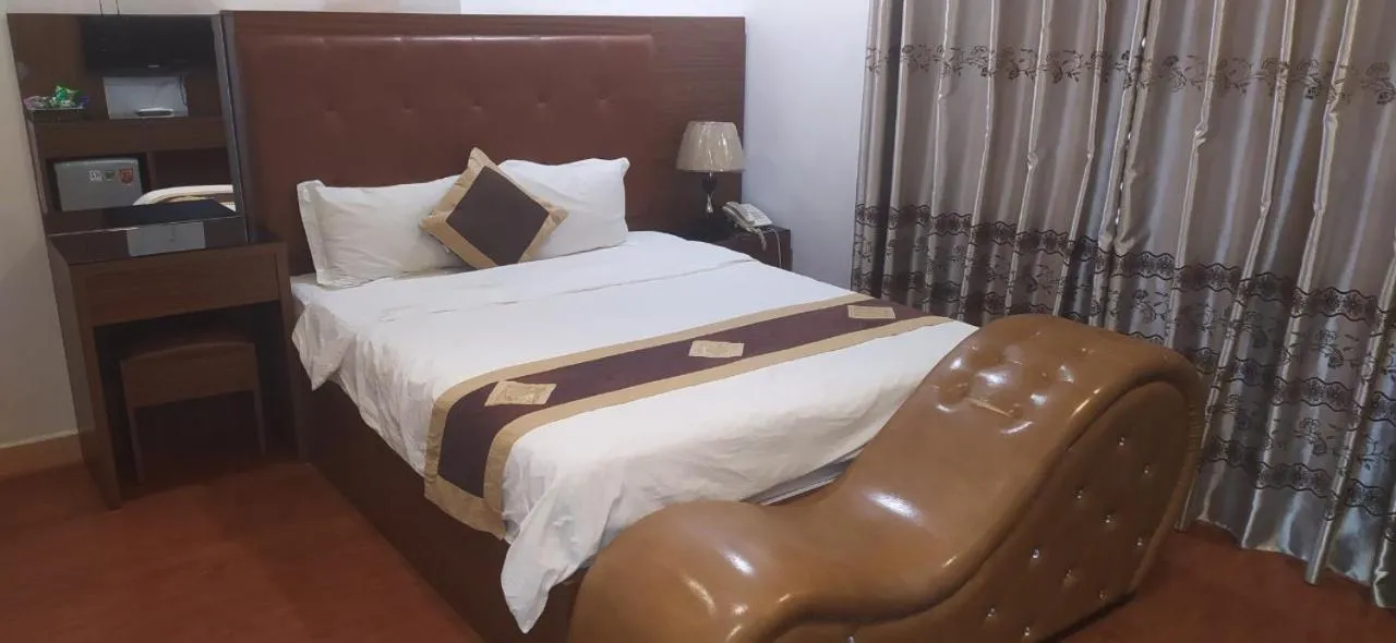 Bed in Hoàng Gia II Hotel Mỹ Đinh HN - by BAY LUXURY