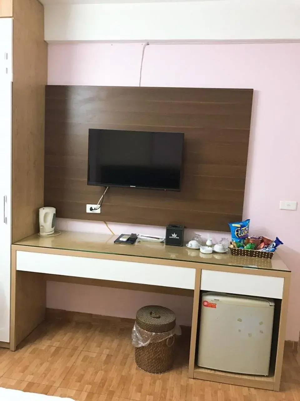 Deluxe Double Room in Hoàng Gia II Hotel Mỹ Đinh HN - by BAY LUXURY Deluxe Double Room in Hoàng Gia II Hotel Mỹ Đinh HN - by BAY LUXURY