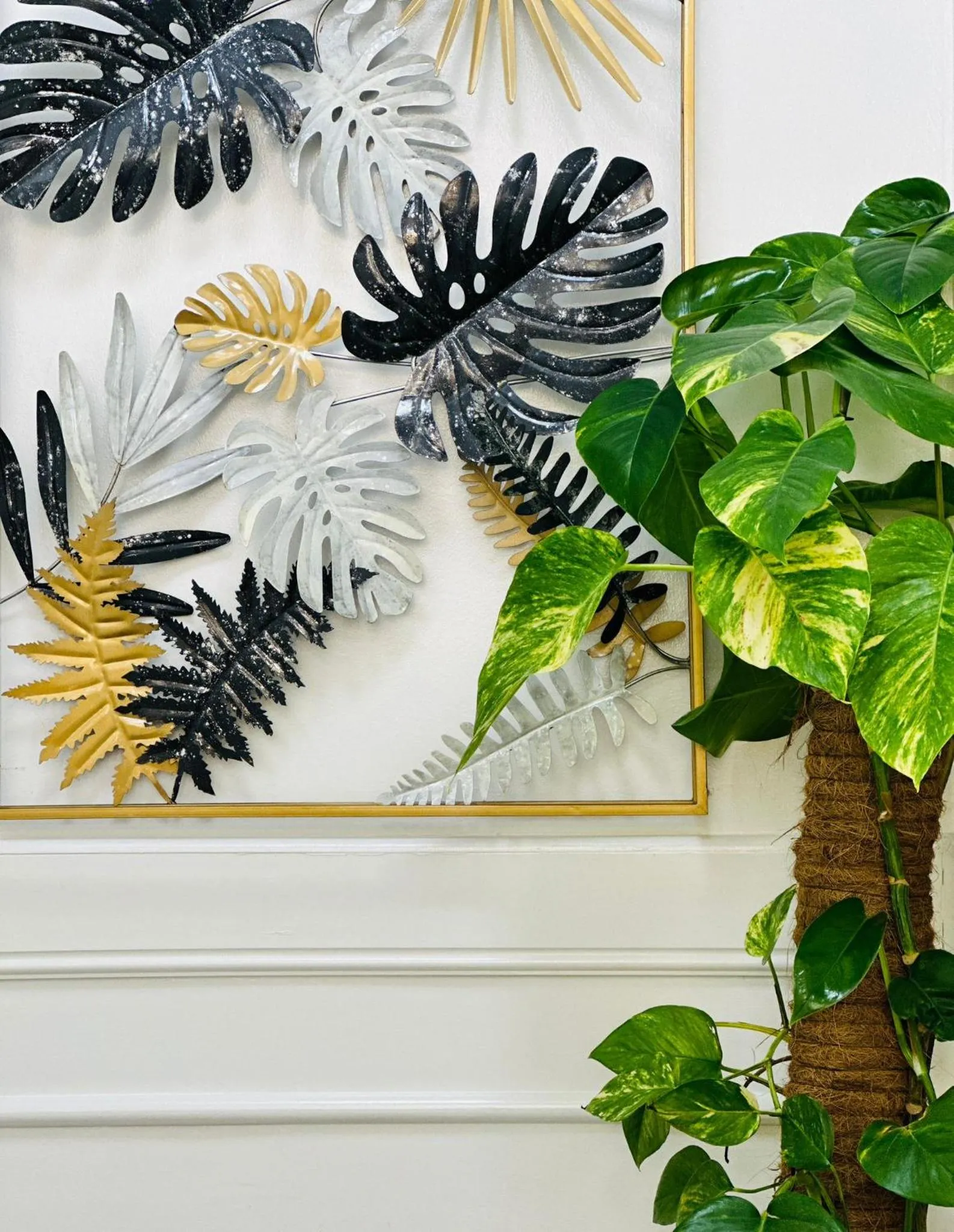 Decorative detail in Rosa Italia Hotel Roma