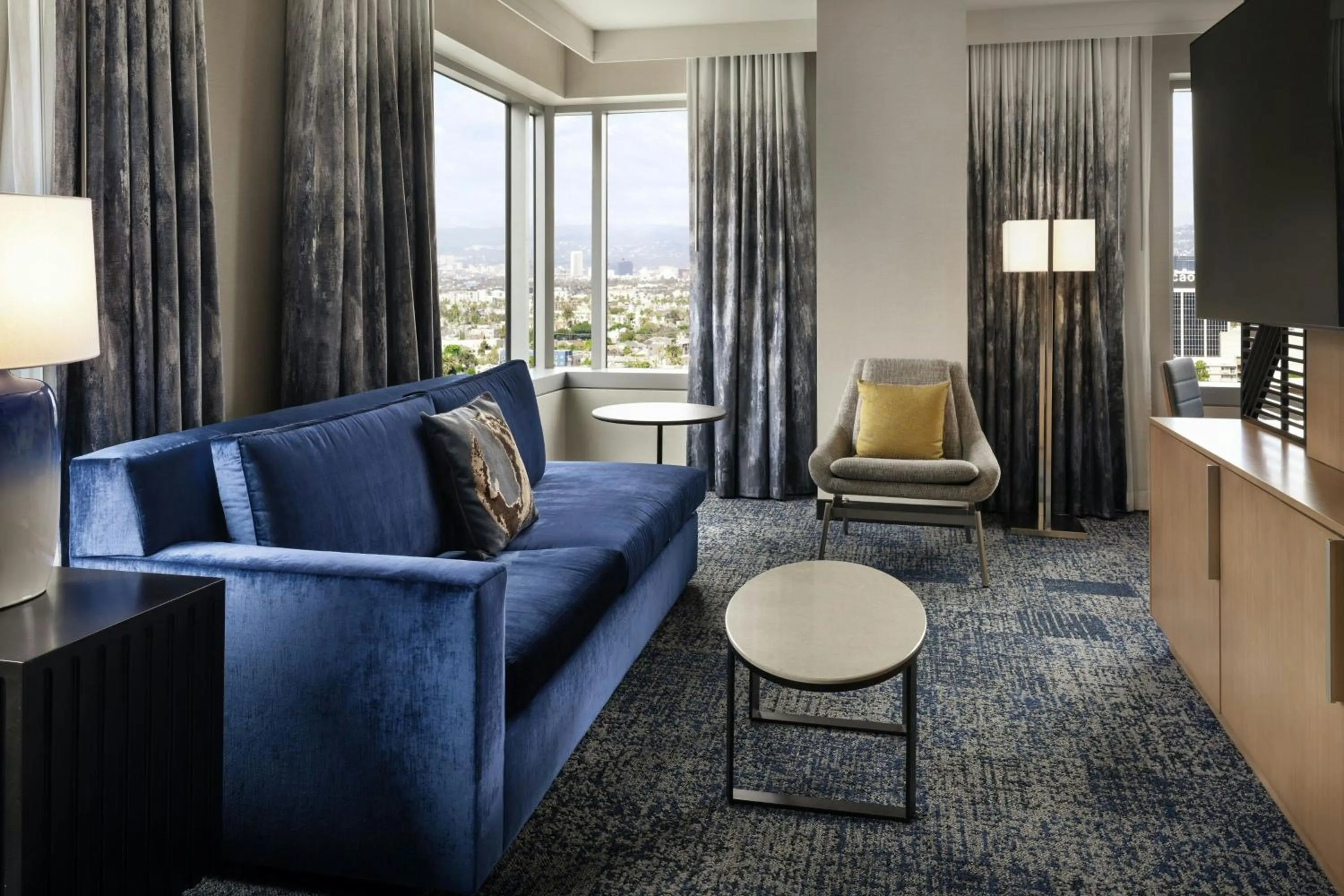 Photo of the whole room in Courtyard by Marriott Los Angeles L.A. LIVE