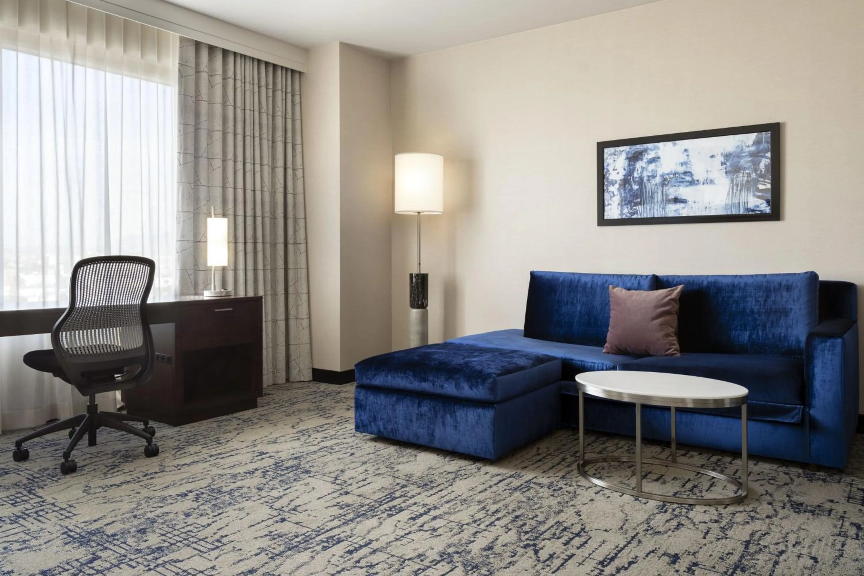Living room in Residence Inn by Marriott Los Angeles L.A. LIVE