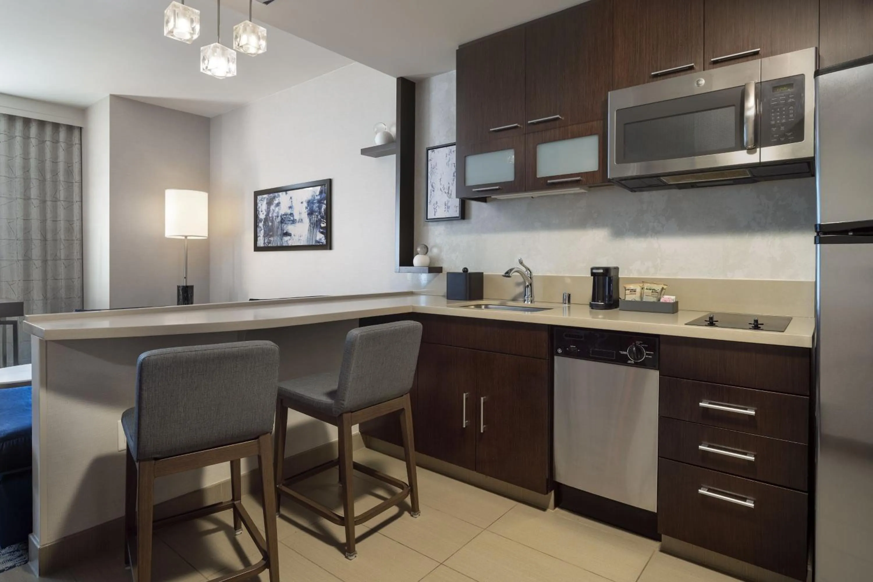Kitchen or kitchenette in Residence Inn by Marriott Los Angeles L.A. LIVE