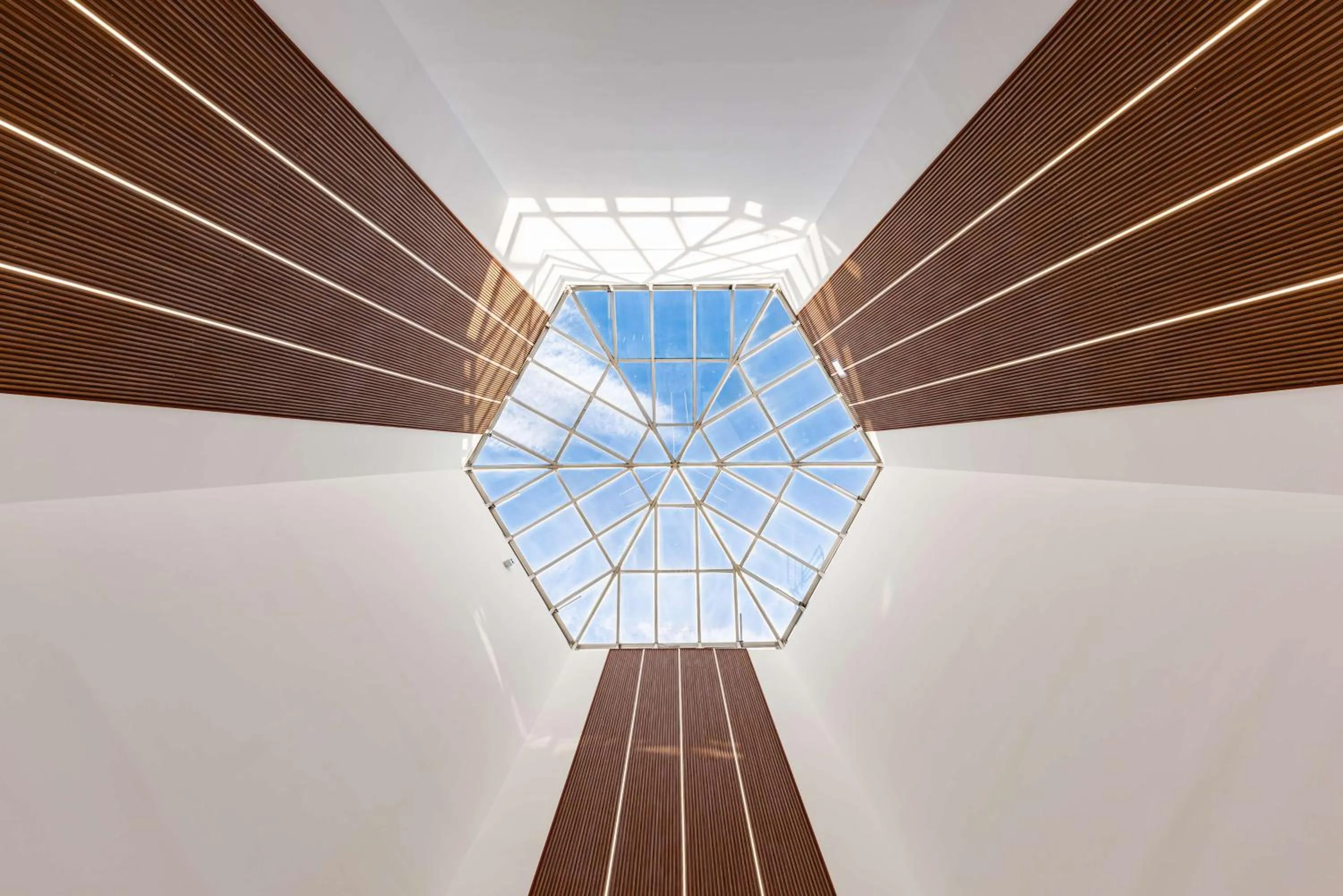 Lobby or reception in Brit Hotel Privilège Paris Rosny-sous-Bois