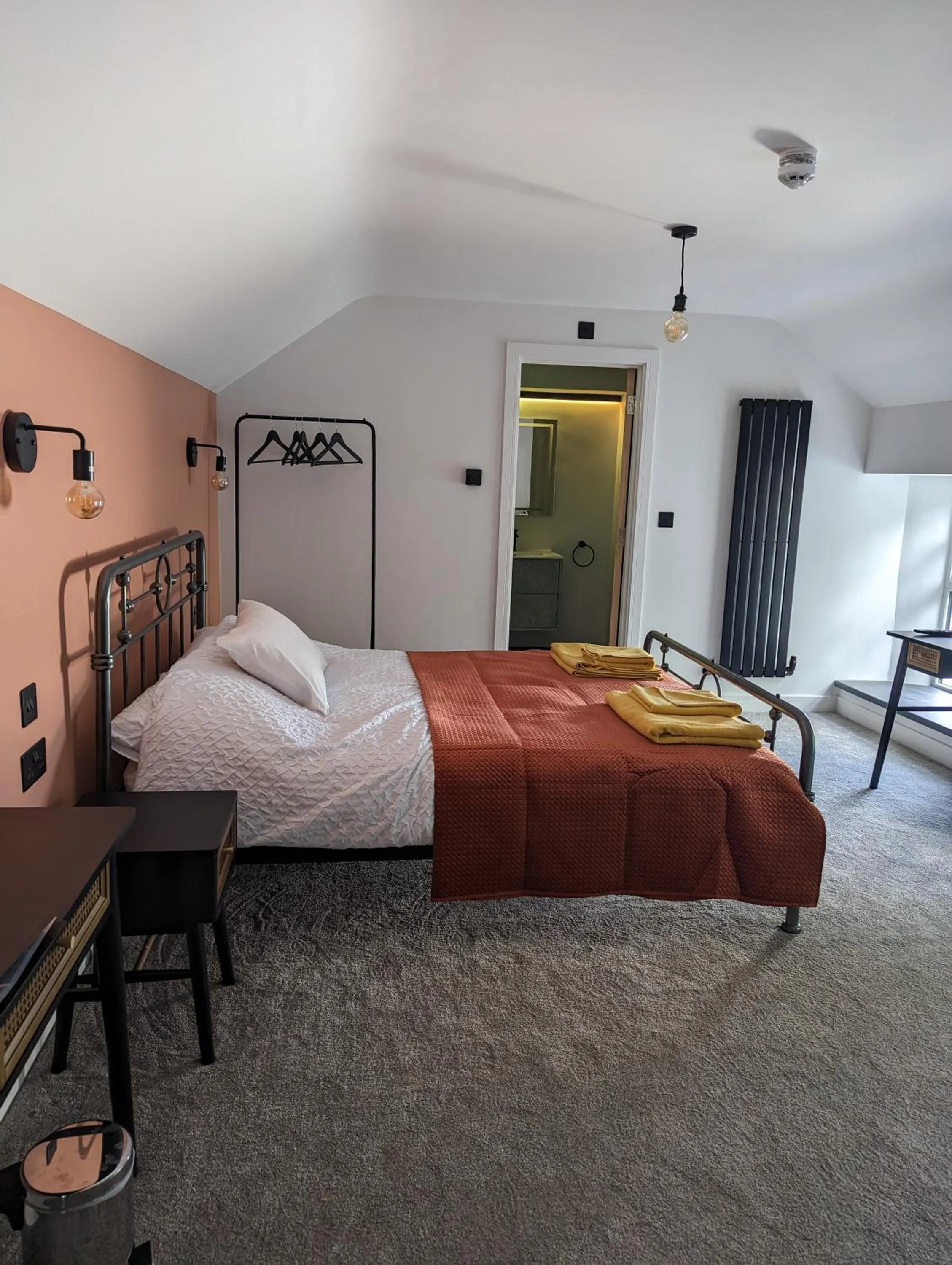 Bed in The Wolfe Inn Wolfscastle