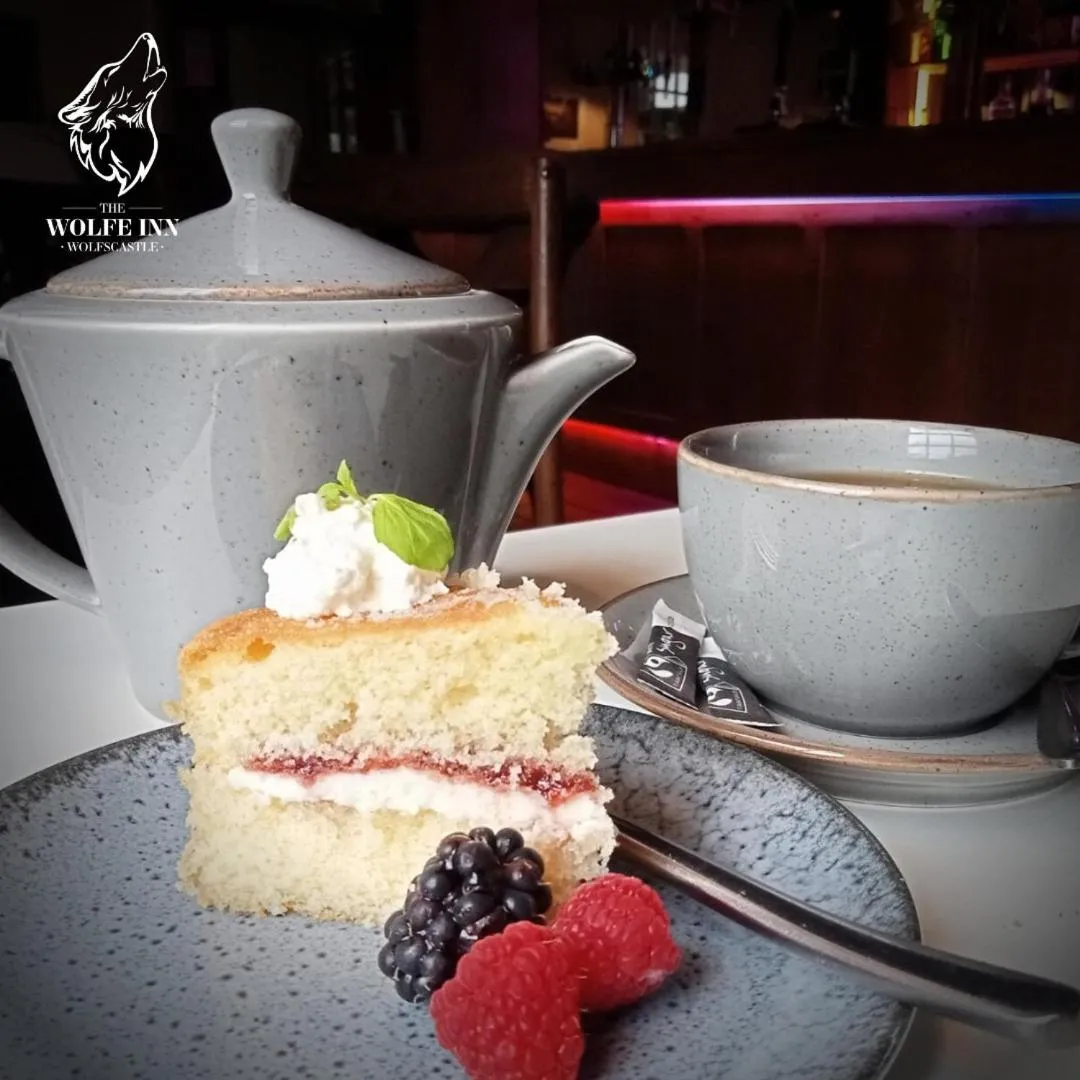 Restaurant/places to eat in The Wolfe Inn Wolfscastle