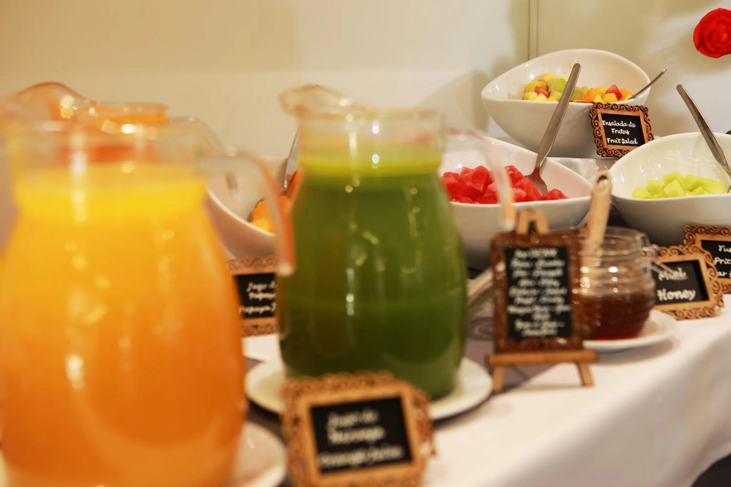 Food and drinks in San Agustin Plaza