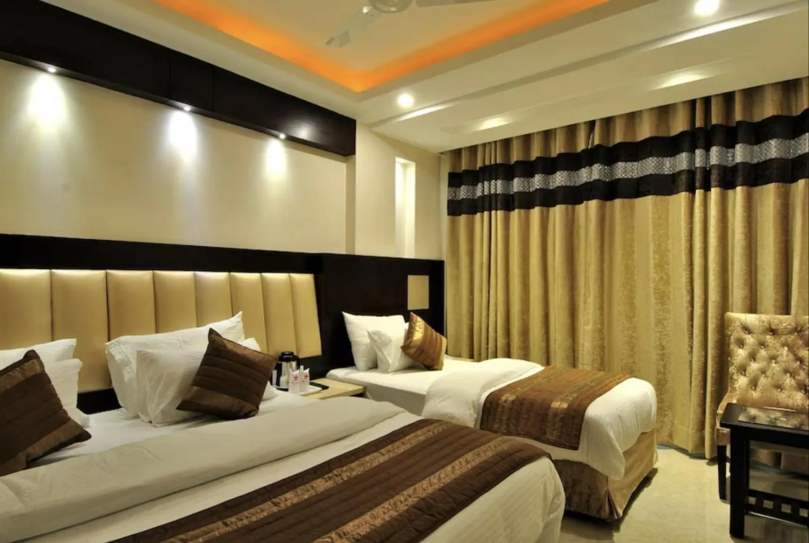 Bedroom in Hotel Sai Miracle - New Delhi