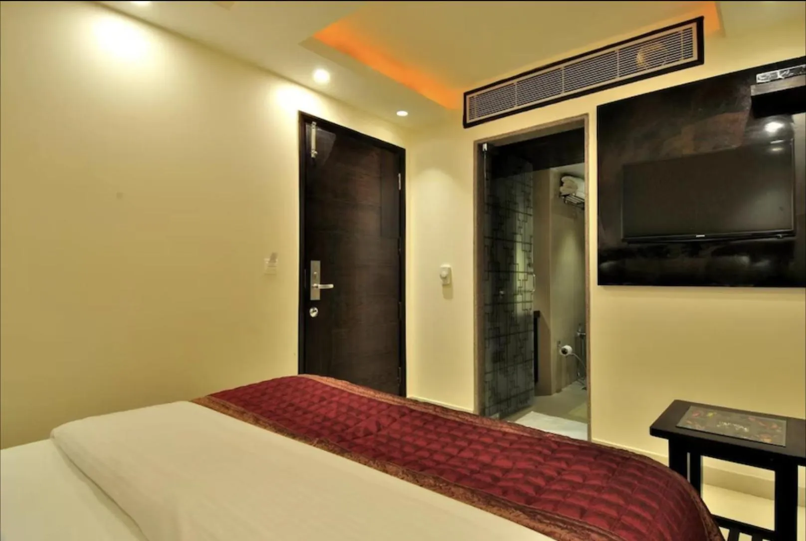 Bedroom in Hotel Sai Miracle - New Delhi