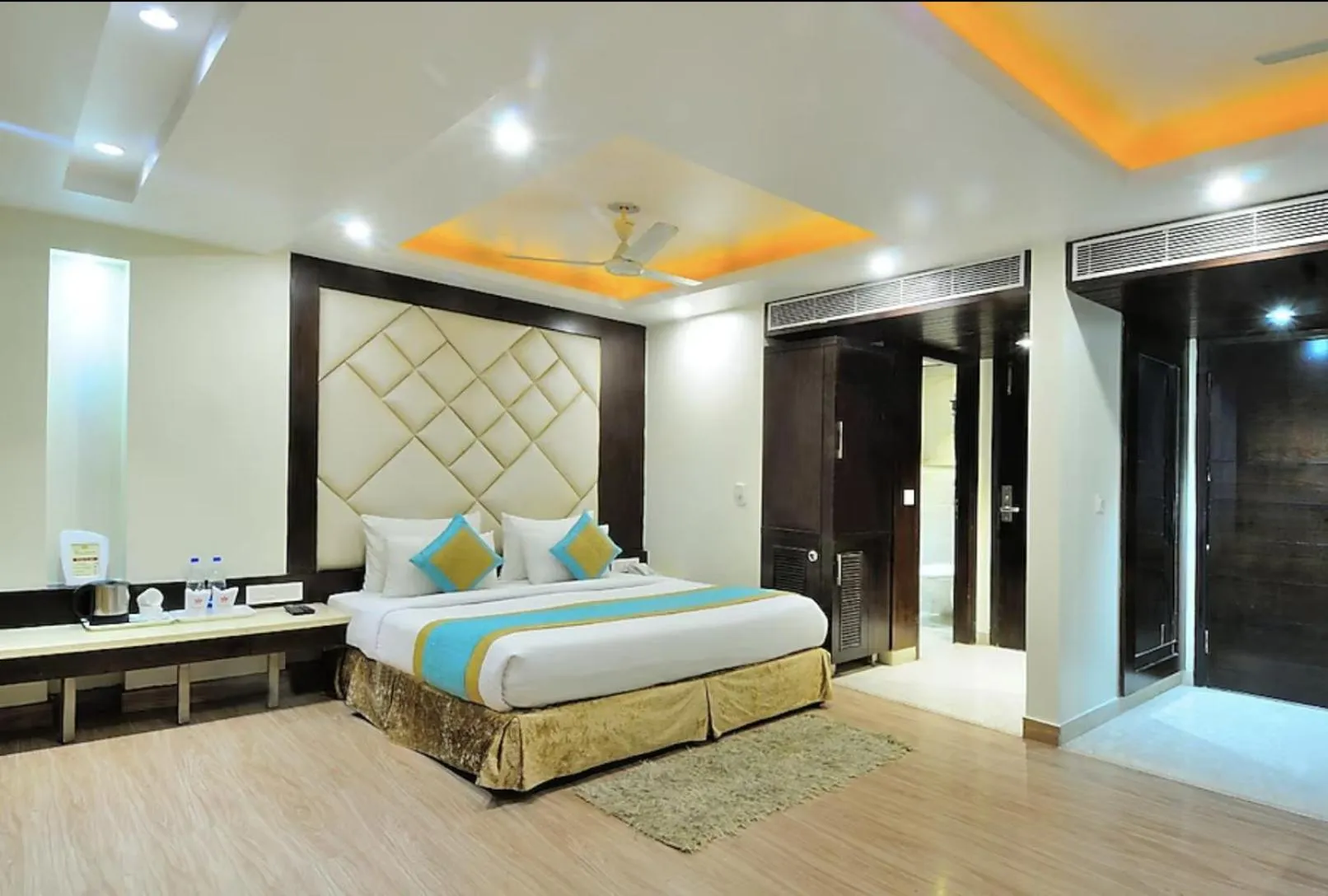 Bedroom in Hotel Sai Miracle - New Delhi