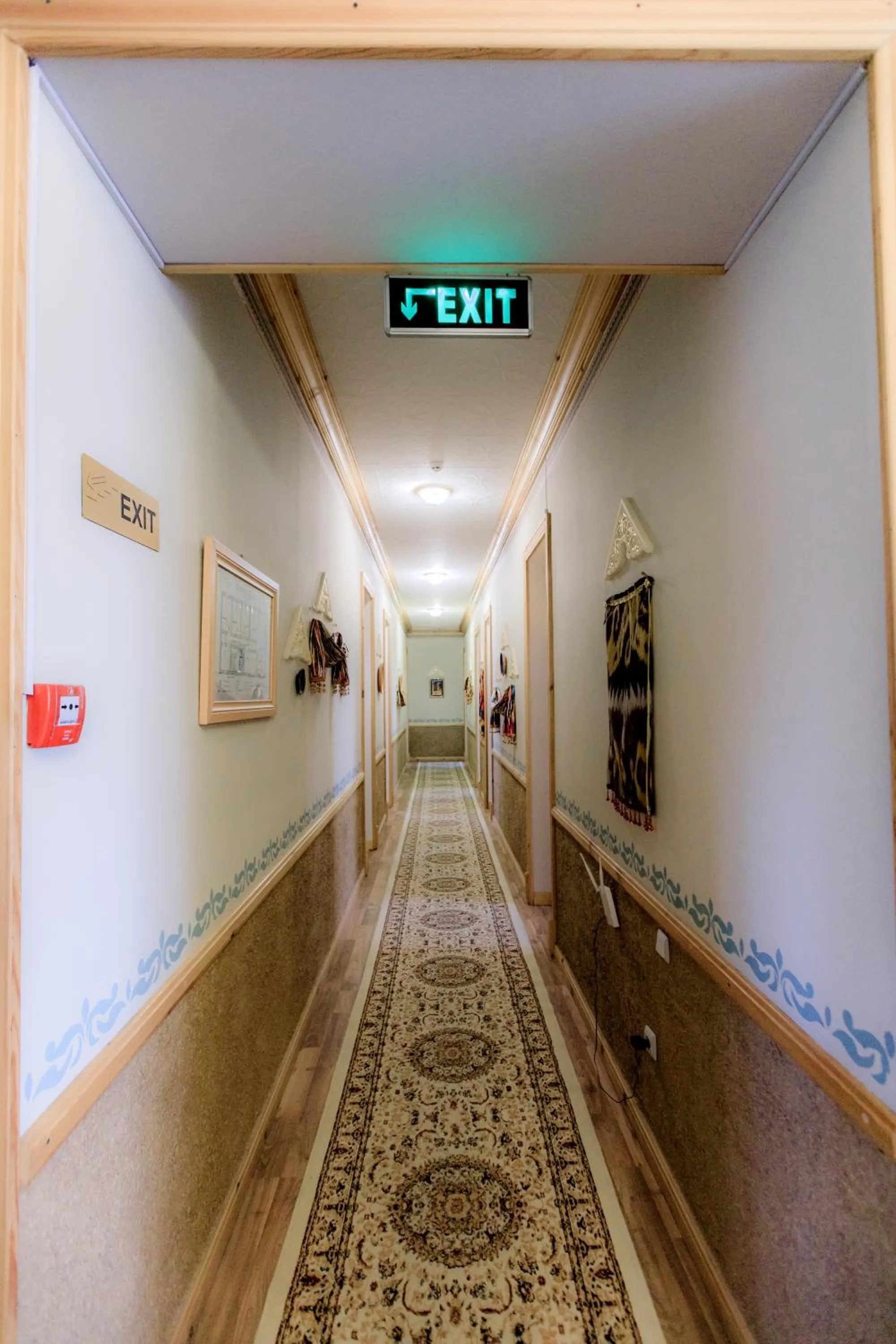 Hotel Billuri Sitora