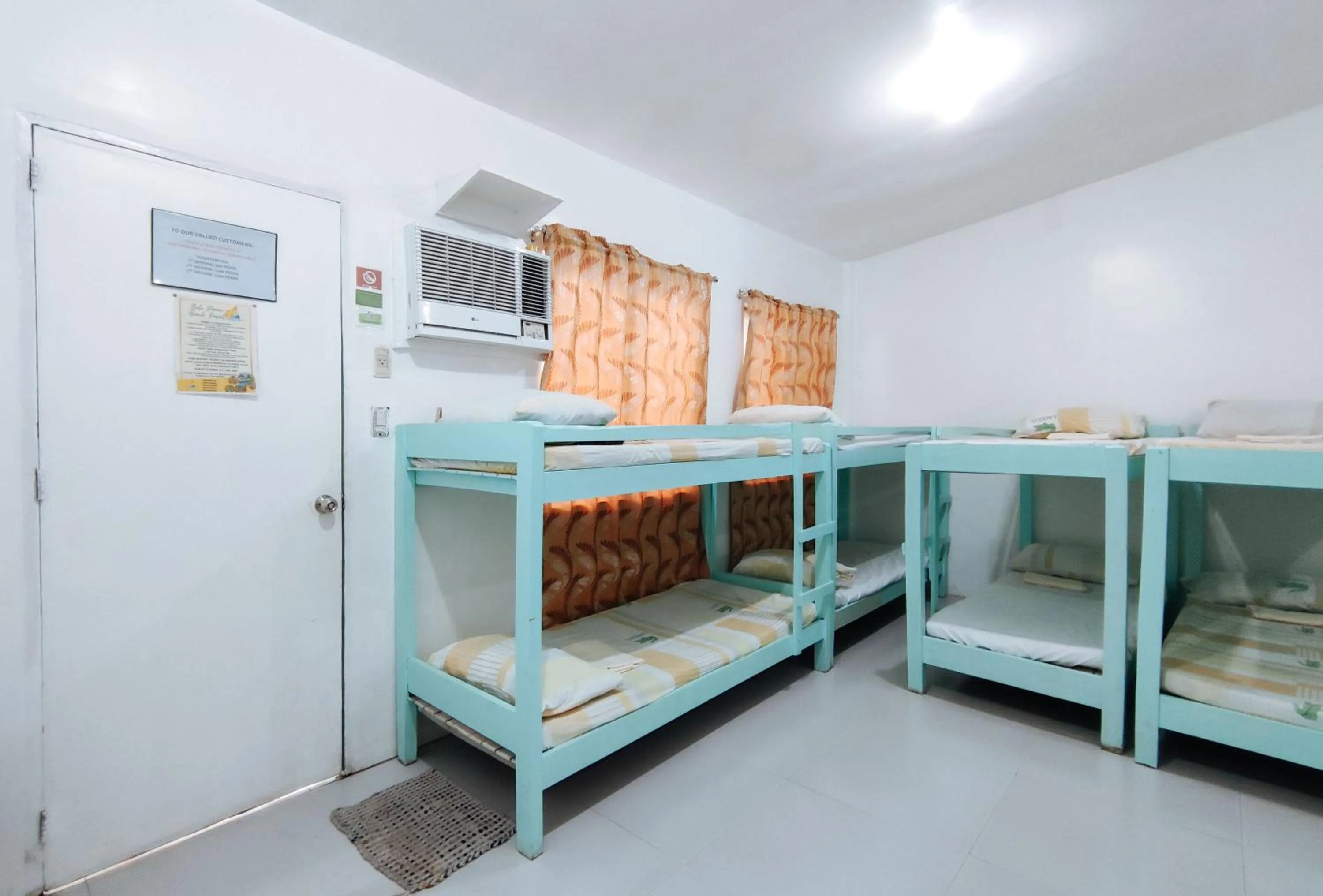 Bedroom, Bed in Iloilo Paraw Beach Resort