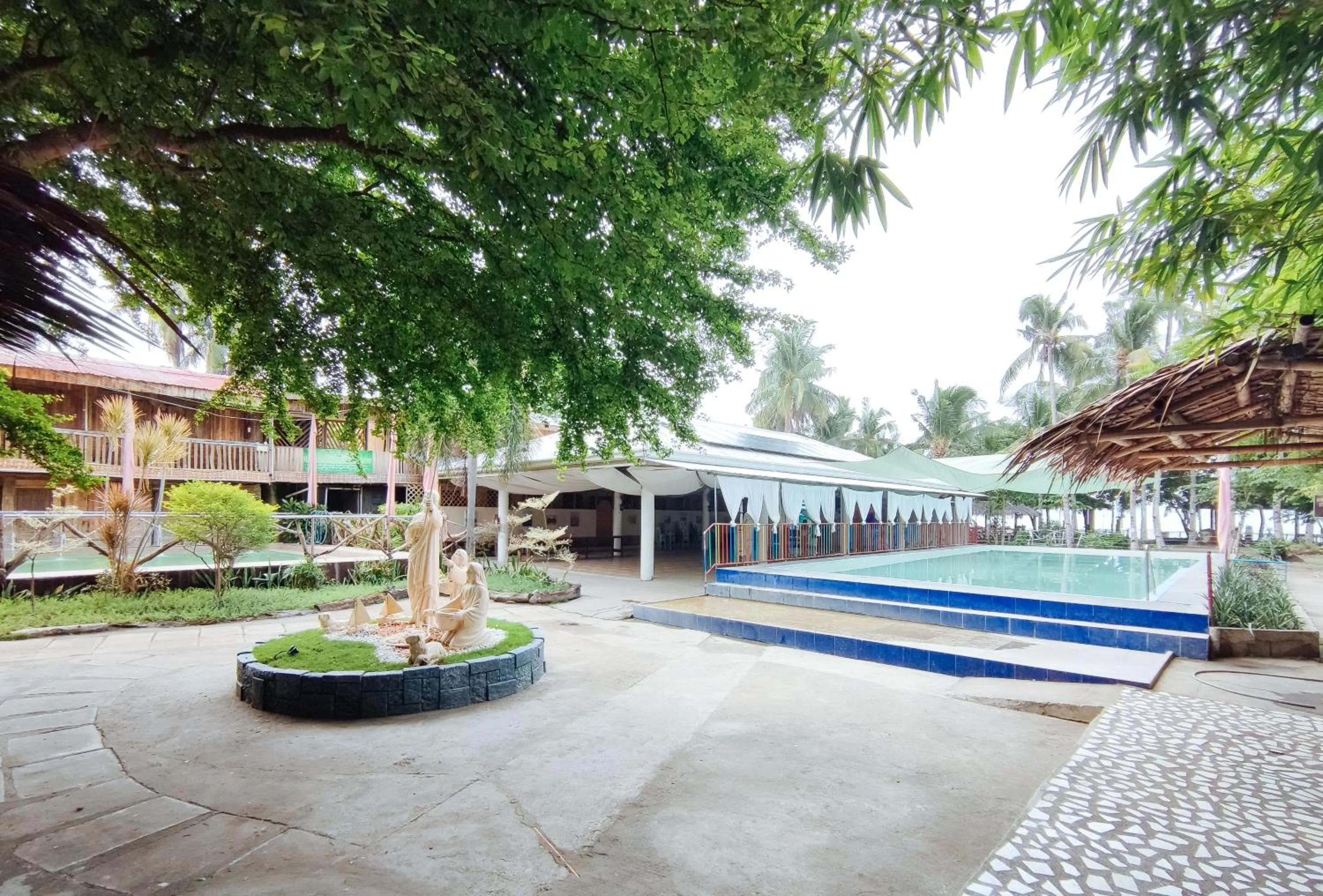 Property building in Iloilo Paraw Beach Resort