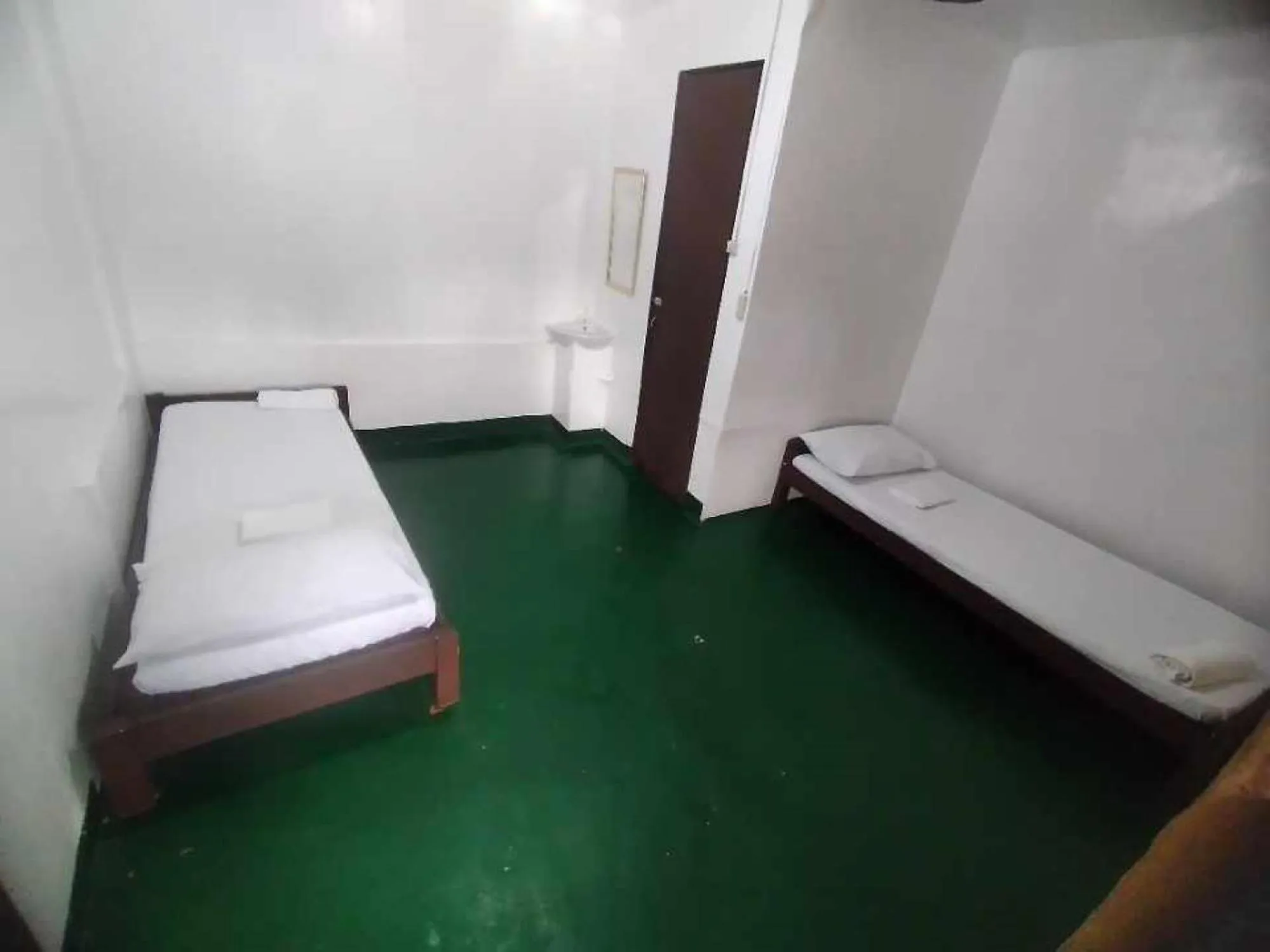 Photo of the whole room, Bed in Iloilo Paraw Beach Resort